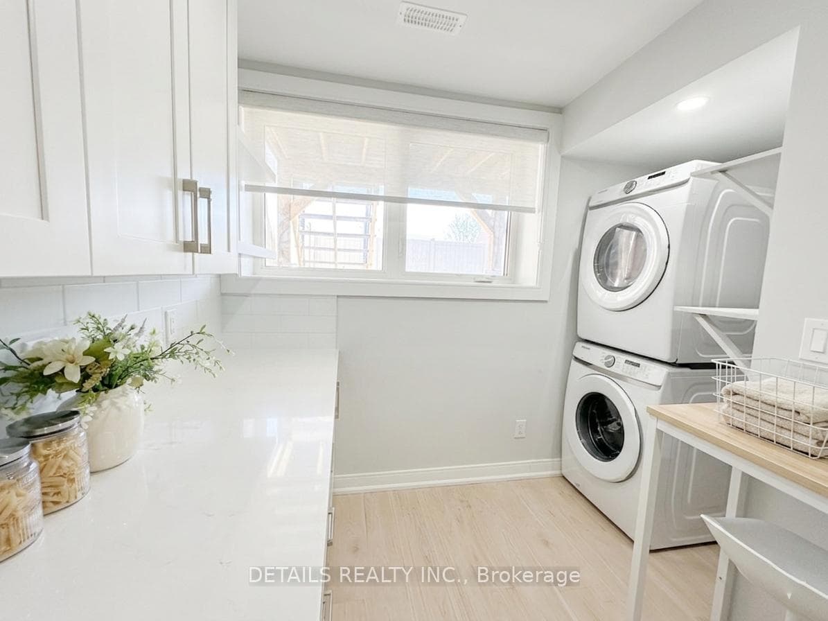 992 Baseline Road photo 46