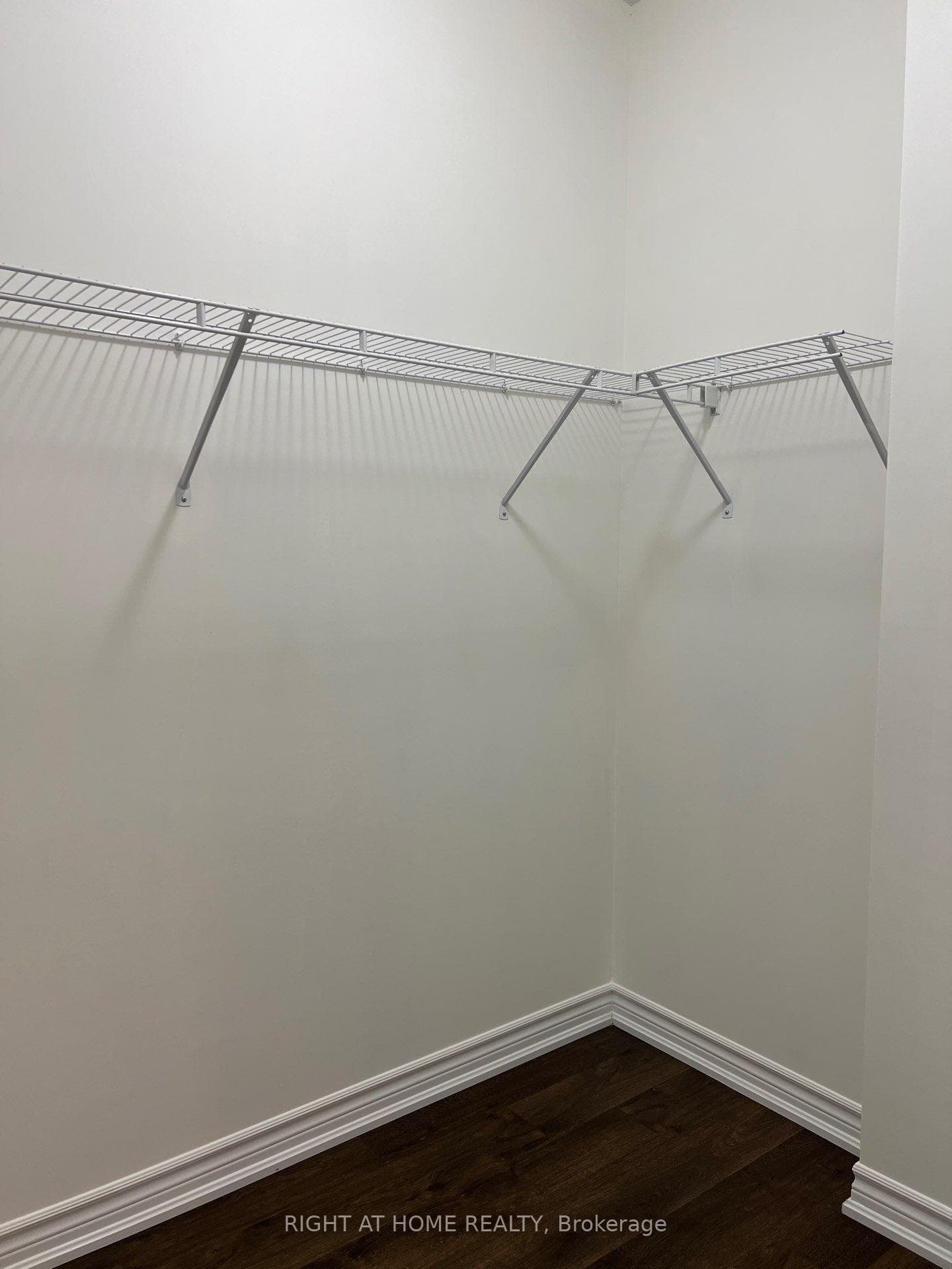 42 Ferndale Drive Unit 106 photo 8