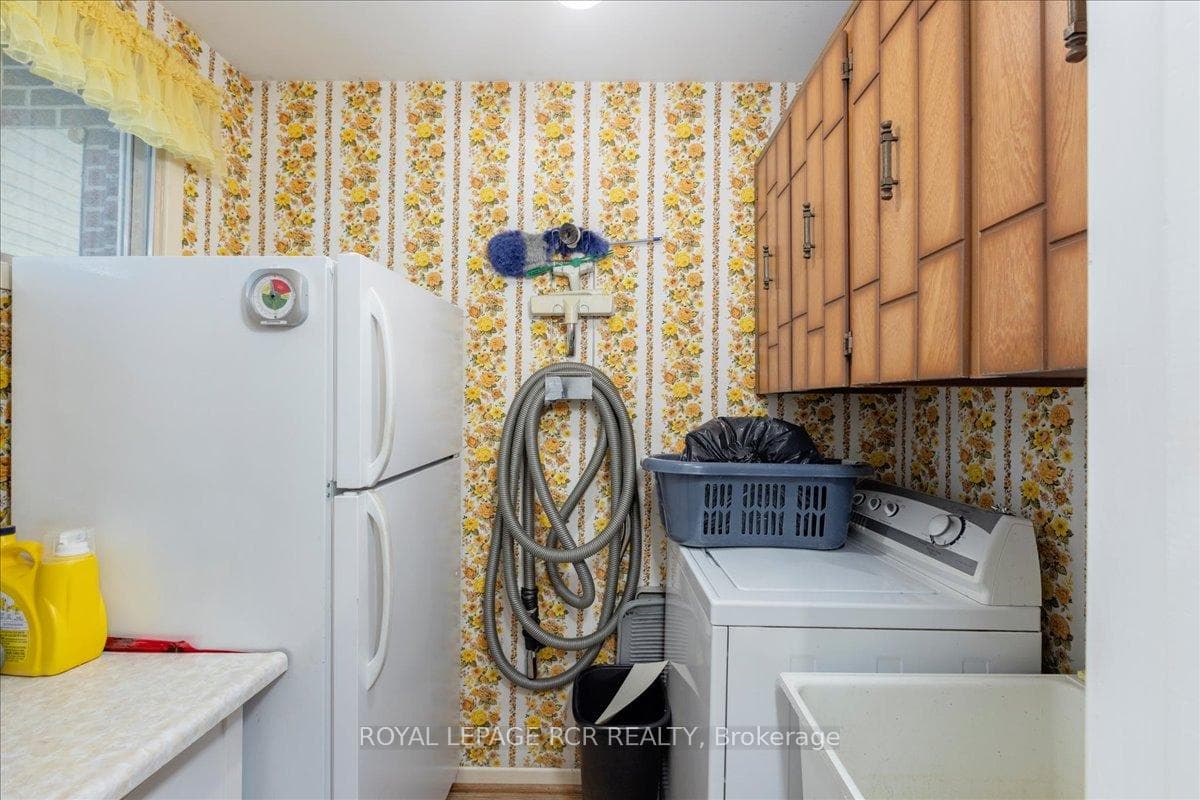 63 Portland Crescent photo 18