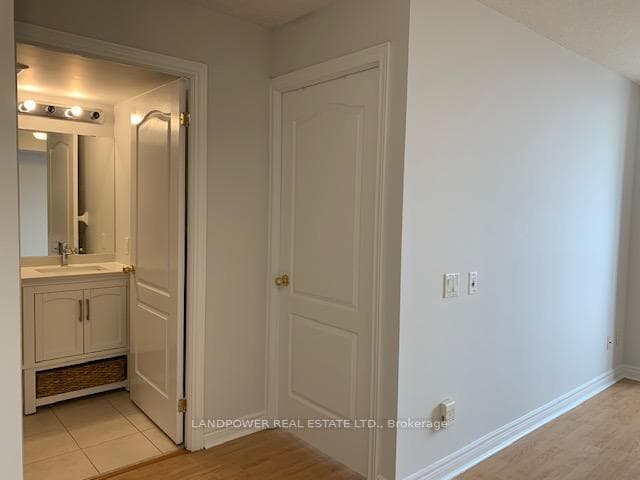 51 Times Avenue Unit 816 photo 10