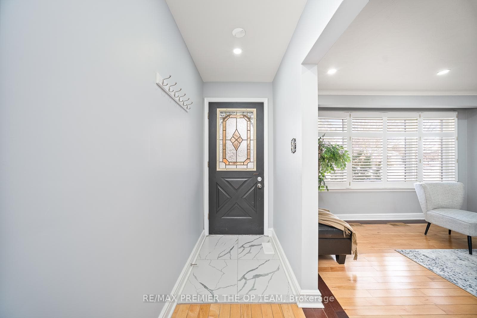 53 Hawman Avenue photo 3
