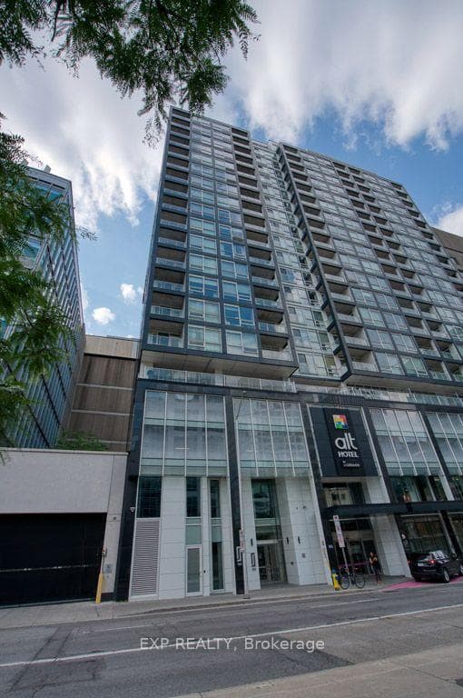 199 Slater Street Unit 603 photo 3