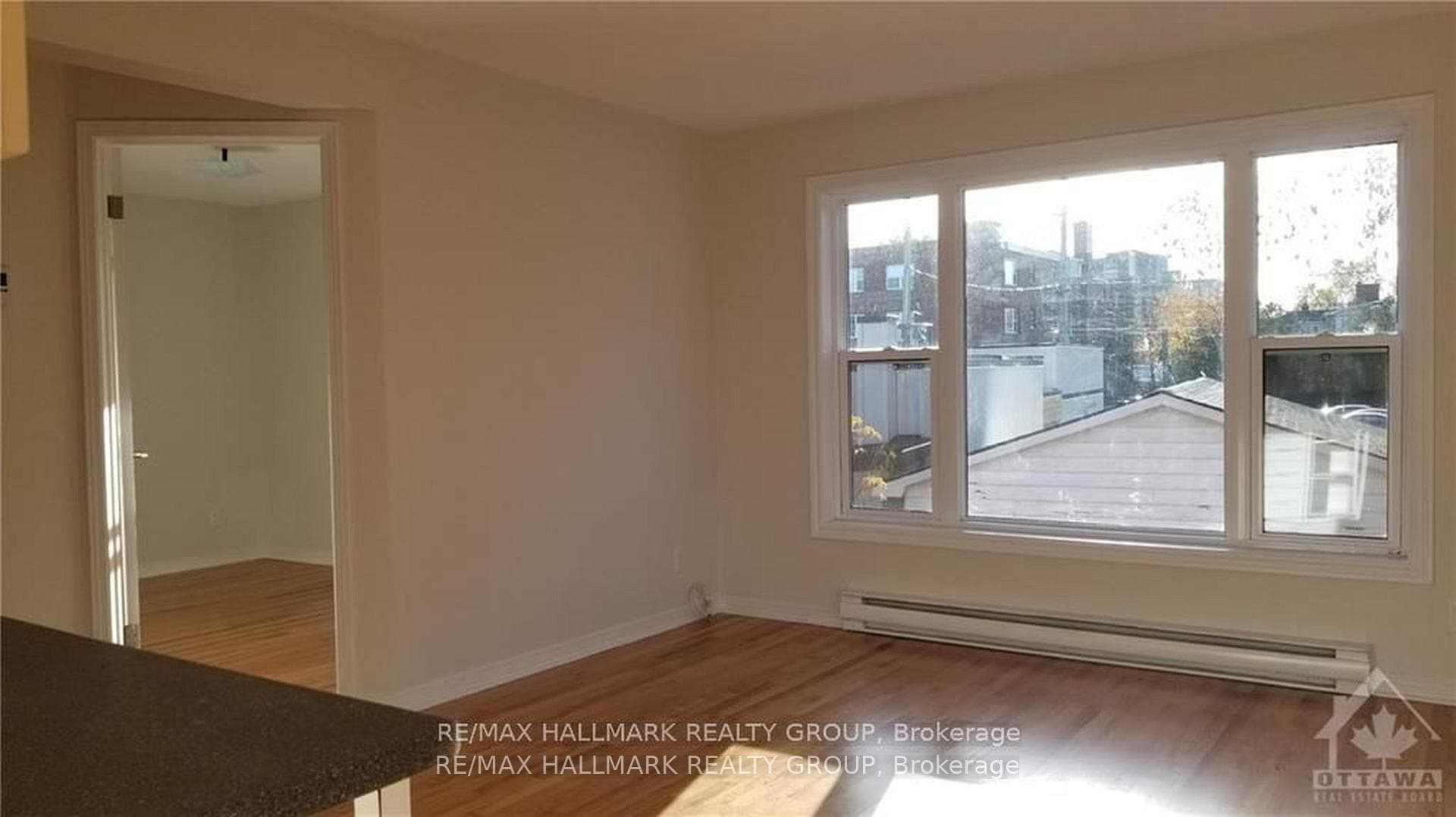 346 WINONA Avenue Unit 4 photo 4