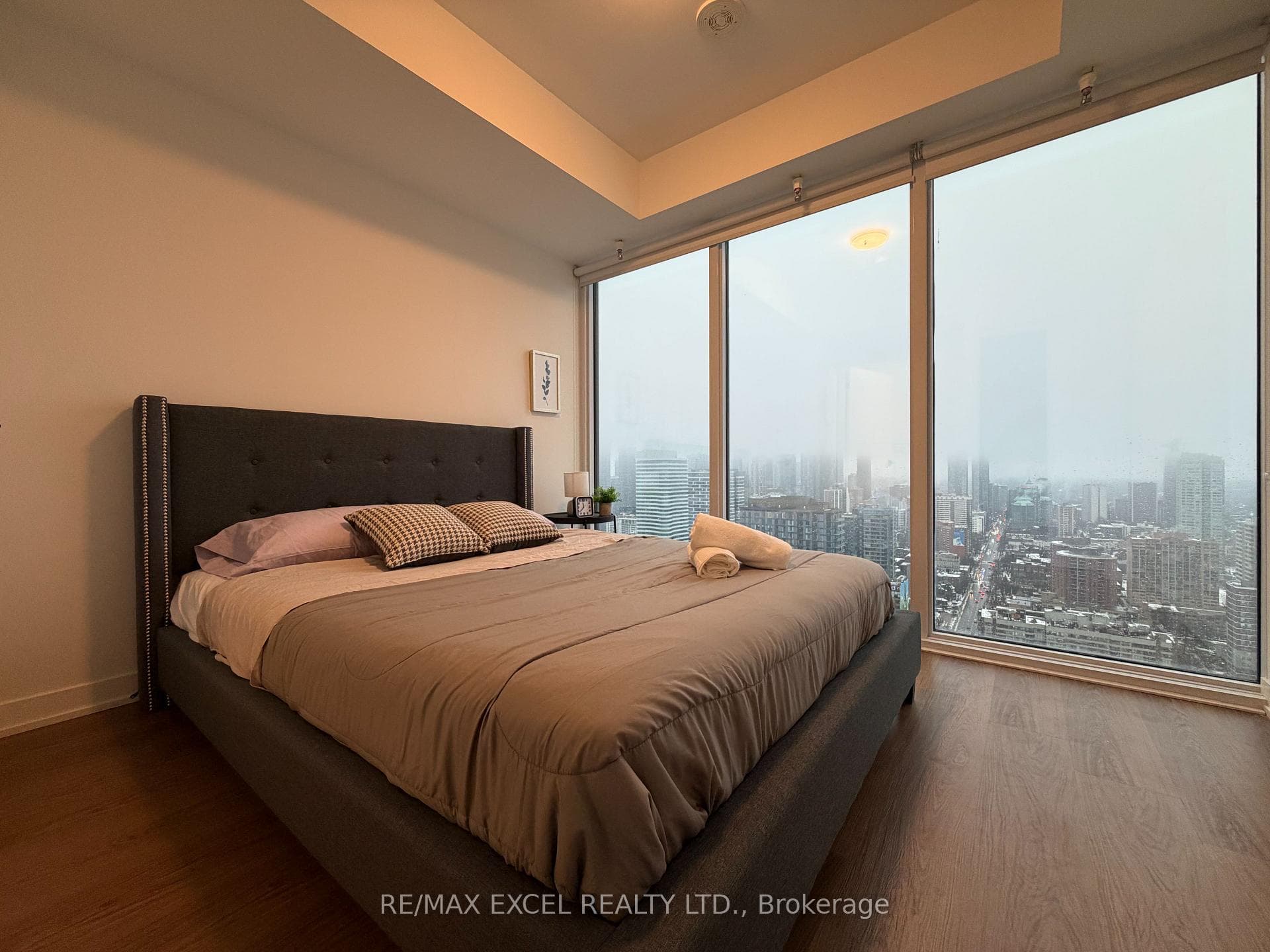 319 Jarvis Street Unit 4808 photo 7
