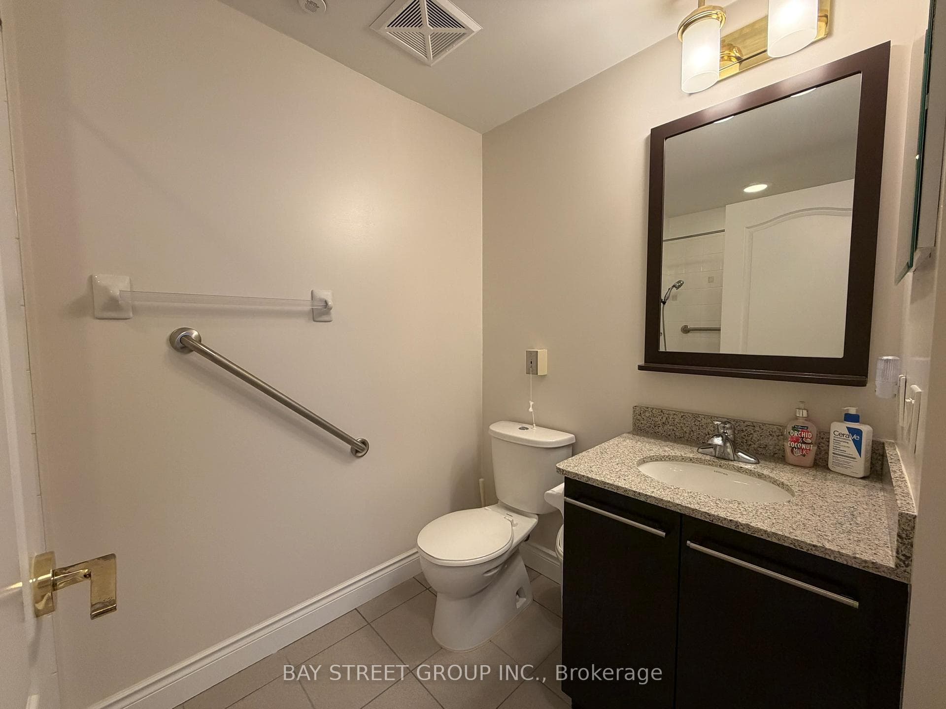 11211 Yonge Street Unit 1002 photo 9