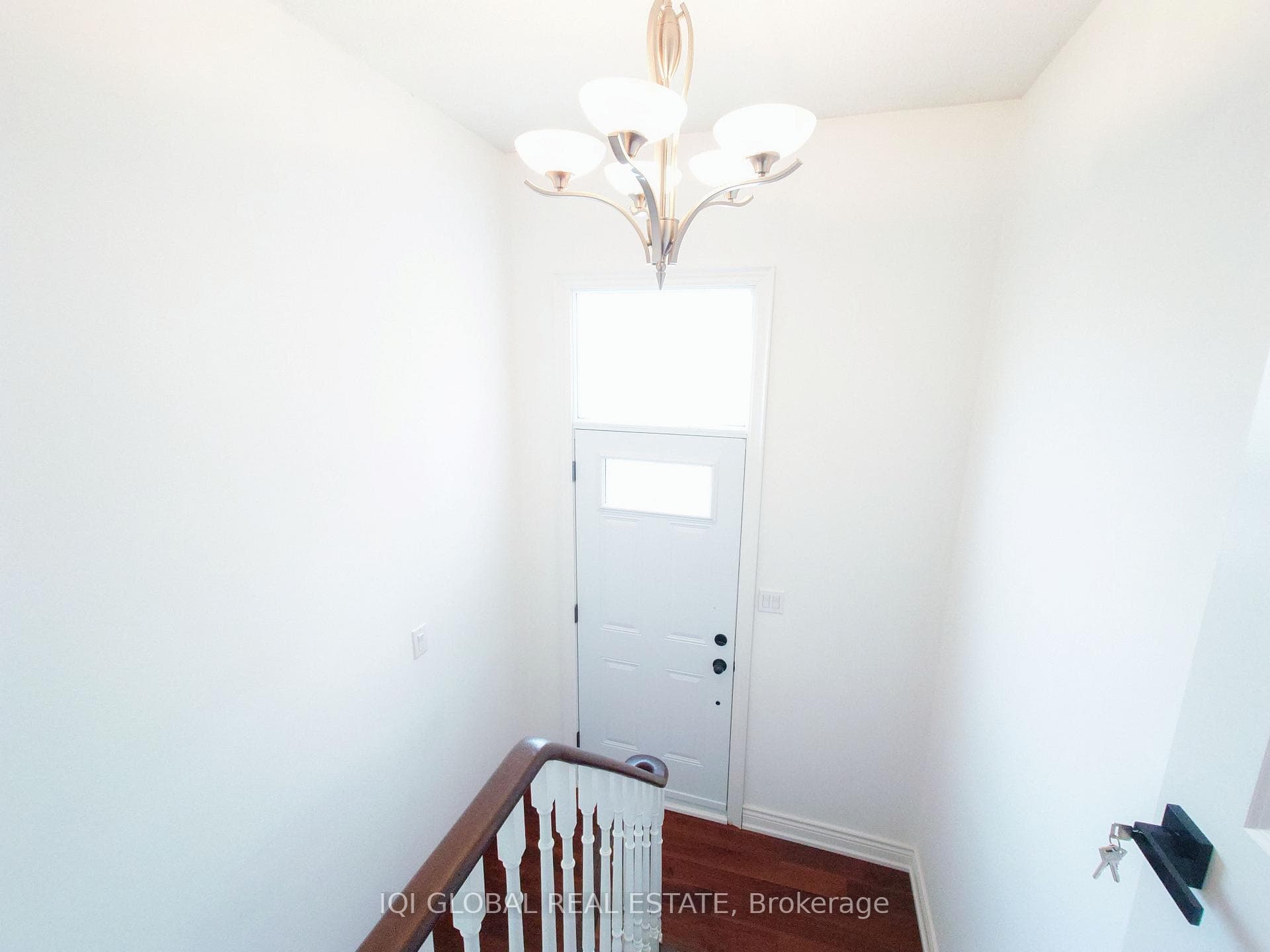 105 Empringham Crescent photo 16
