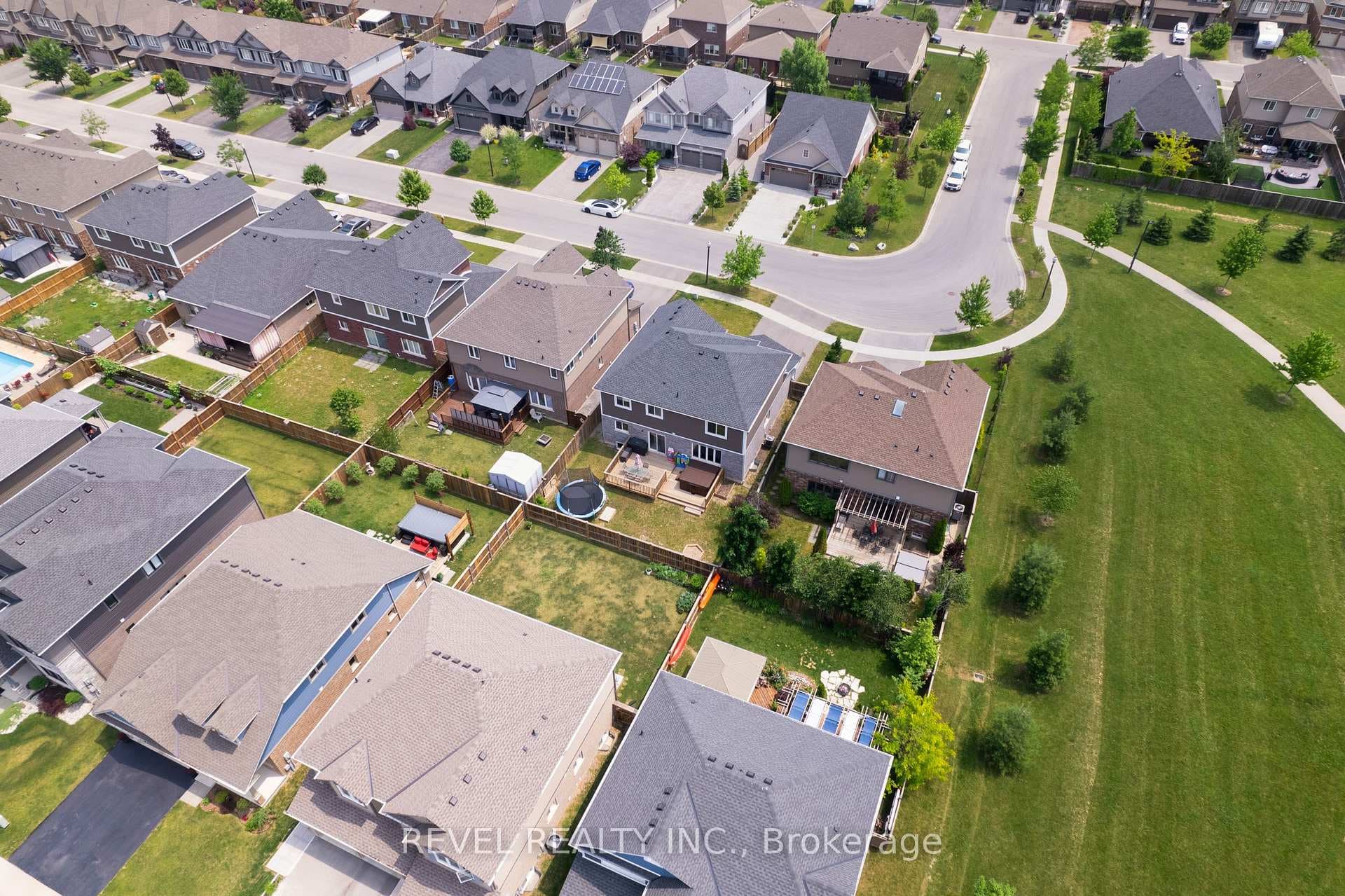 45 Roselawn Crescent photo 37