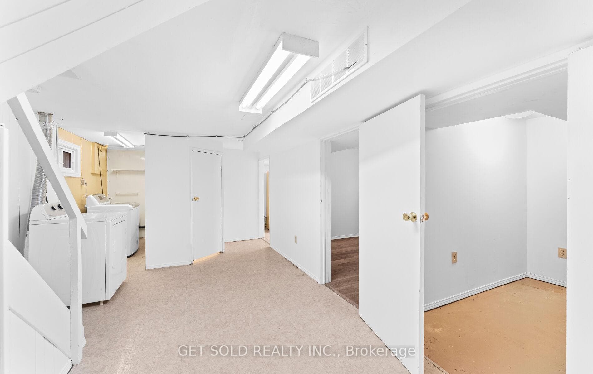 90 Celestine Drive photo 30