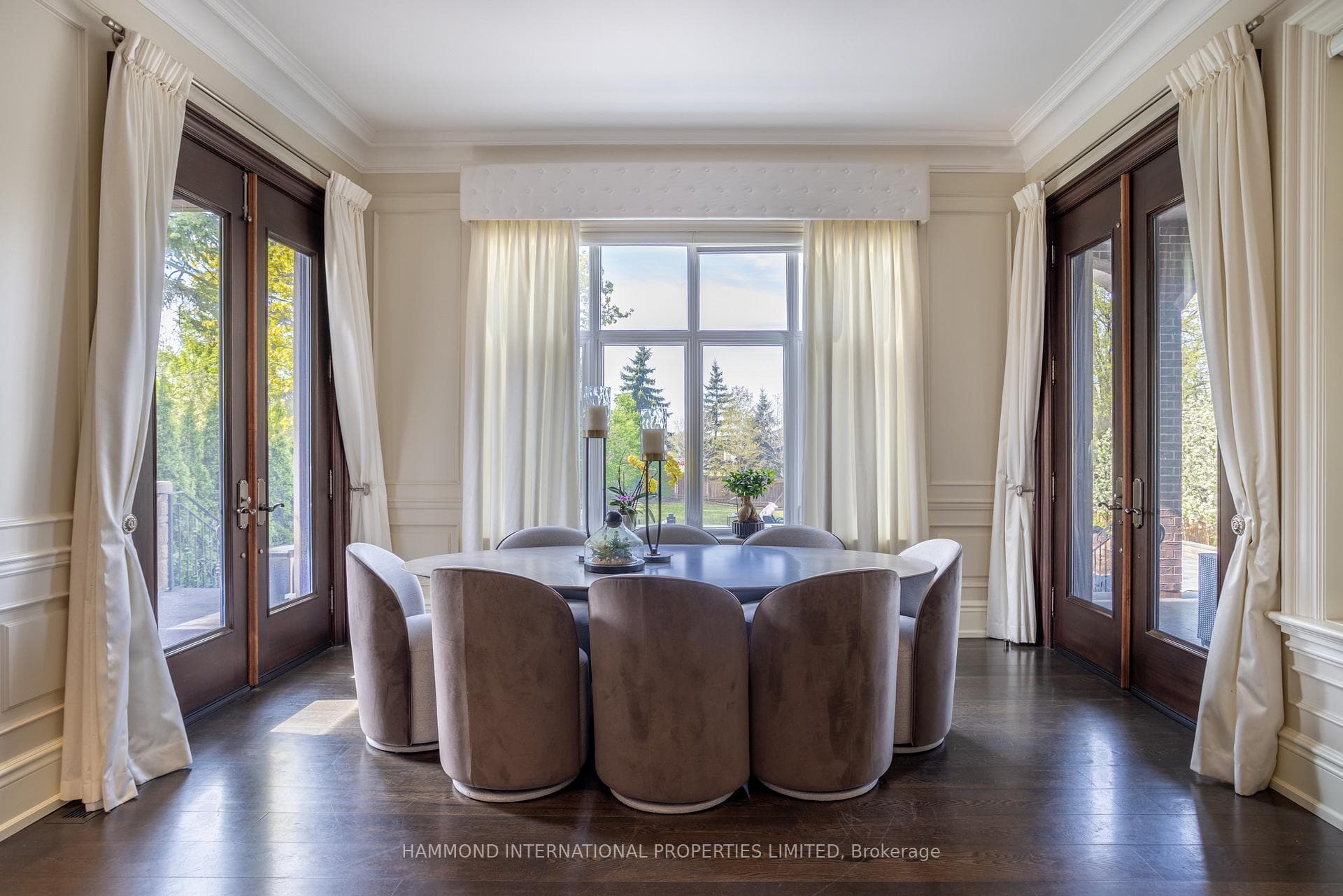 84 Garden Avenue photo 19
