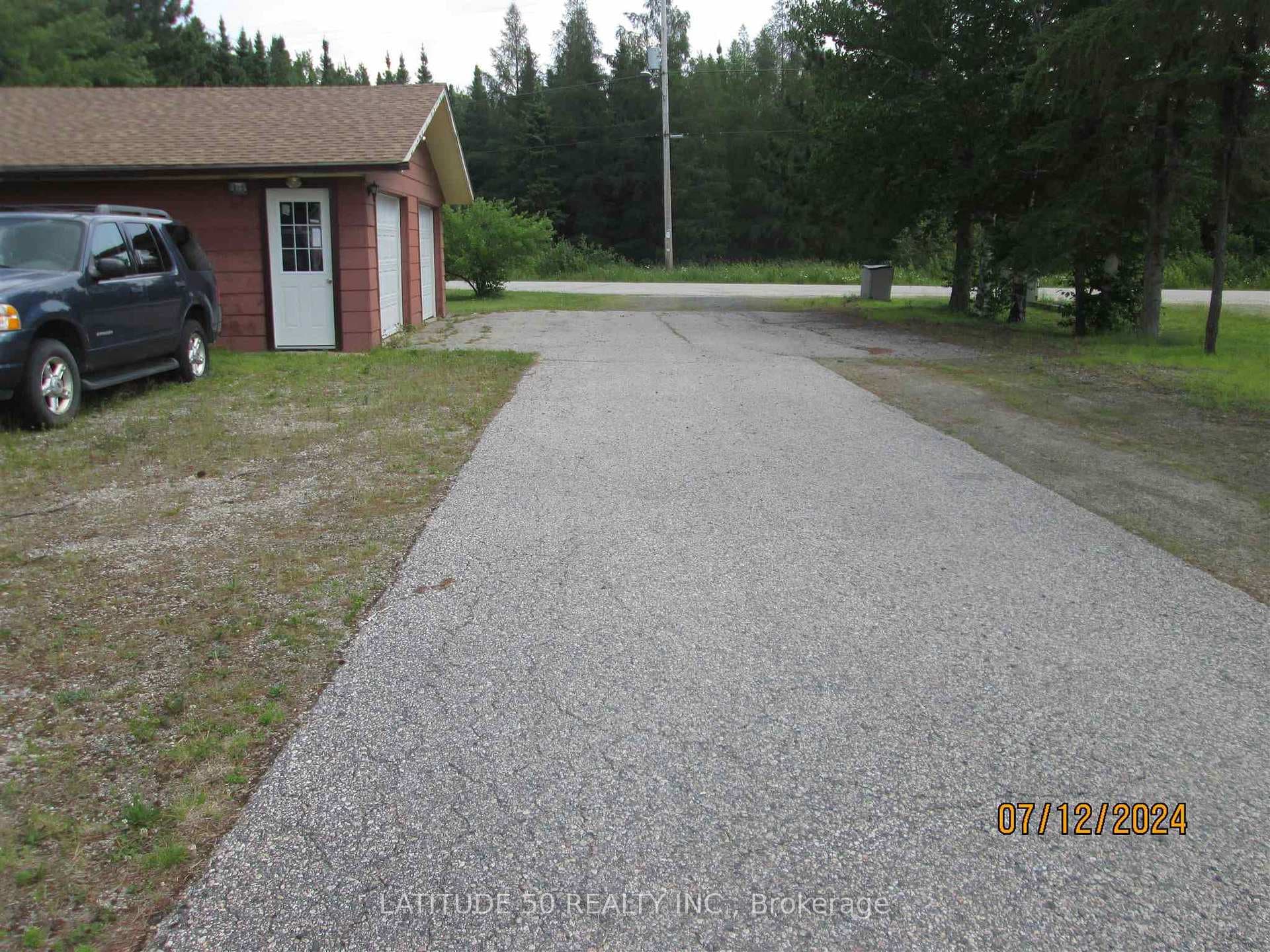 128 Lakeshore Drive photo 6