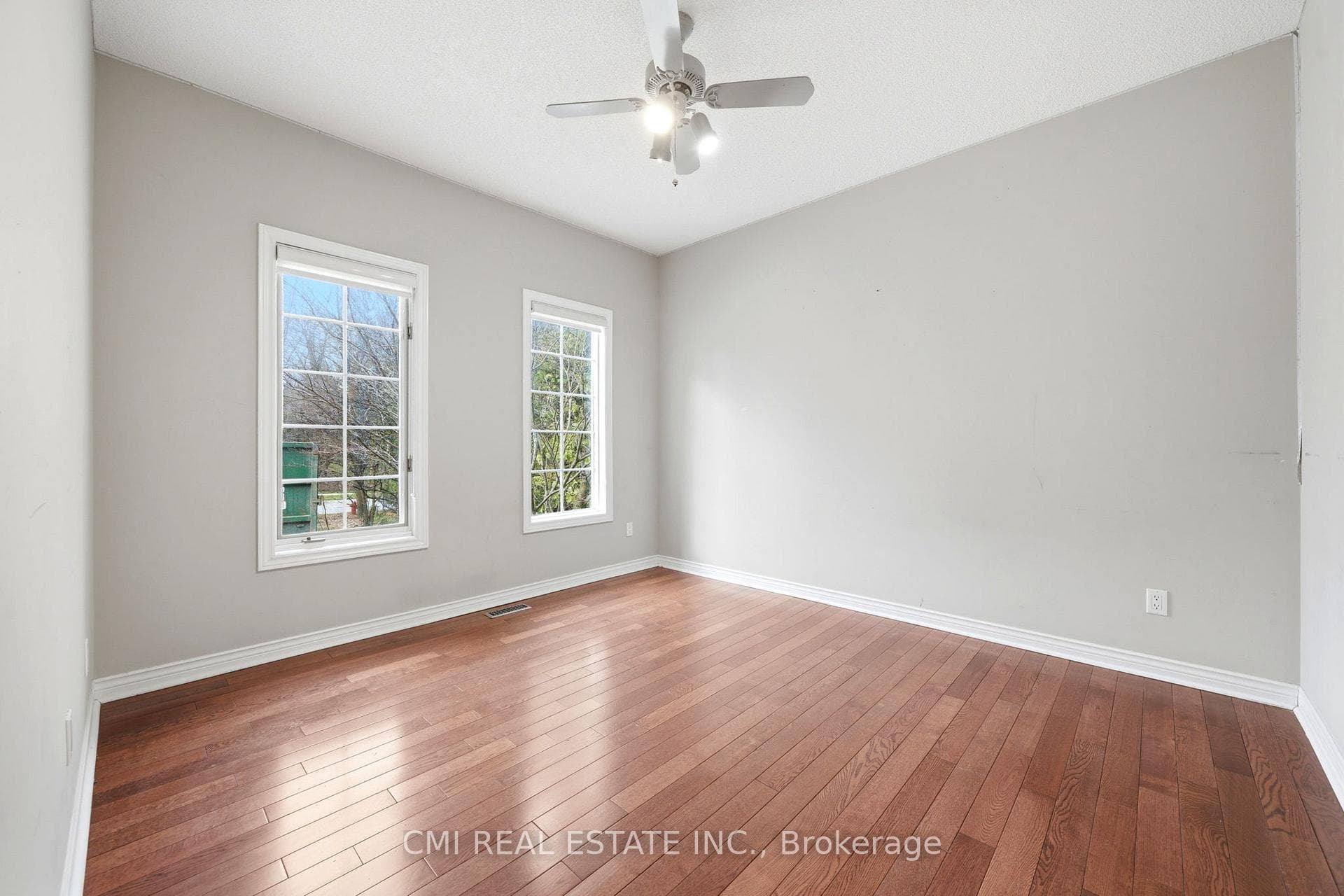15 Treegrove Circle photo 23