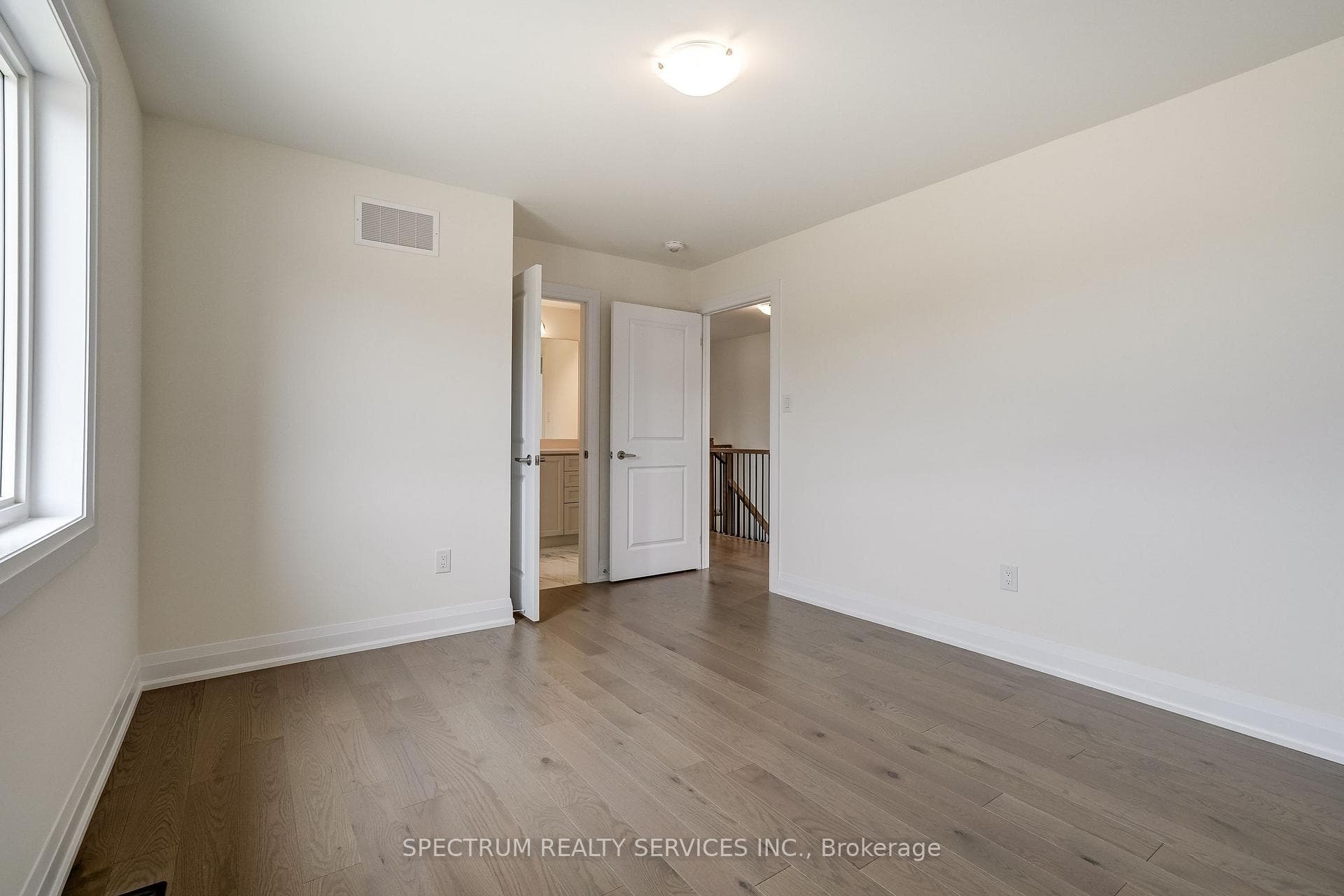 35 Dore Drive photo 31