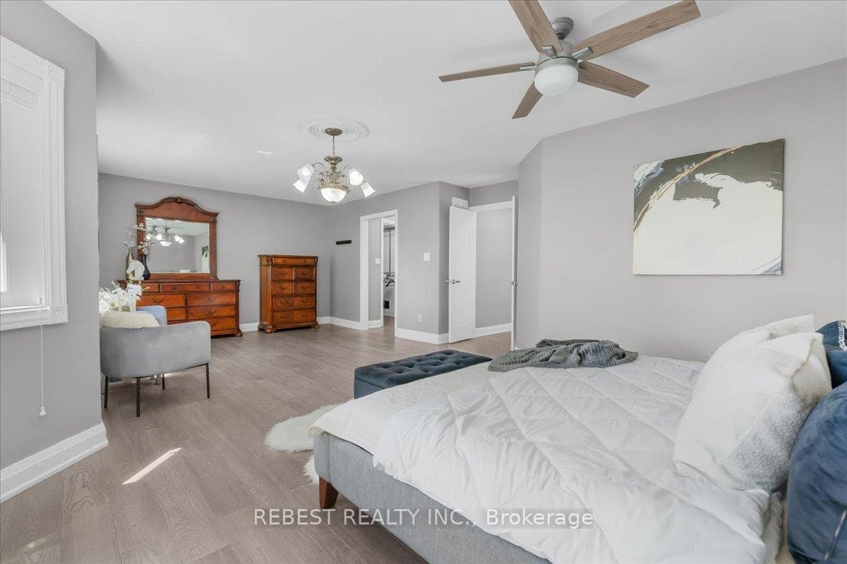 5090 Mississauga Road photo 28