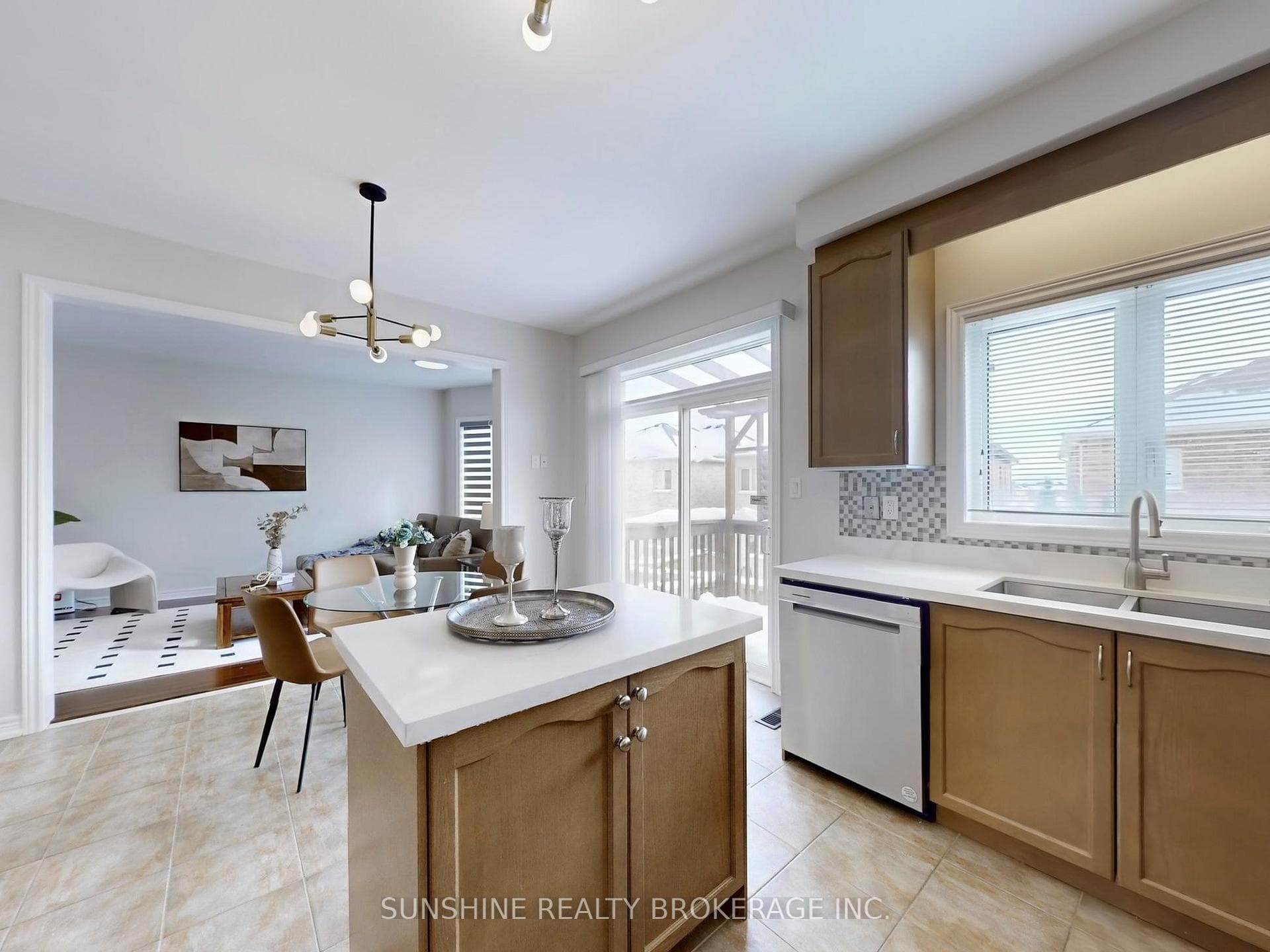 7 Cecil Crescent photo 12