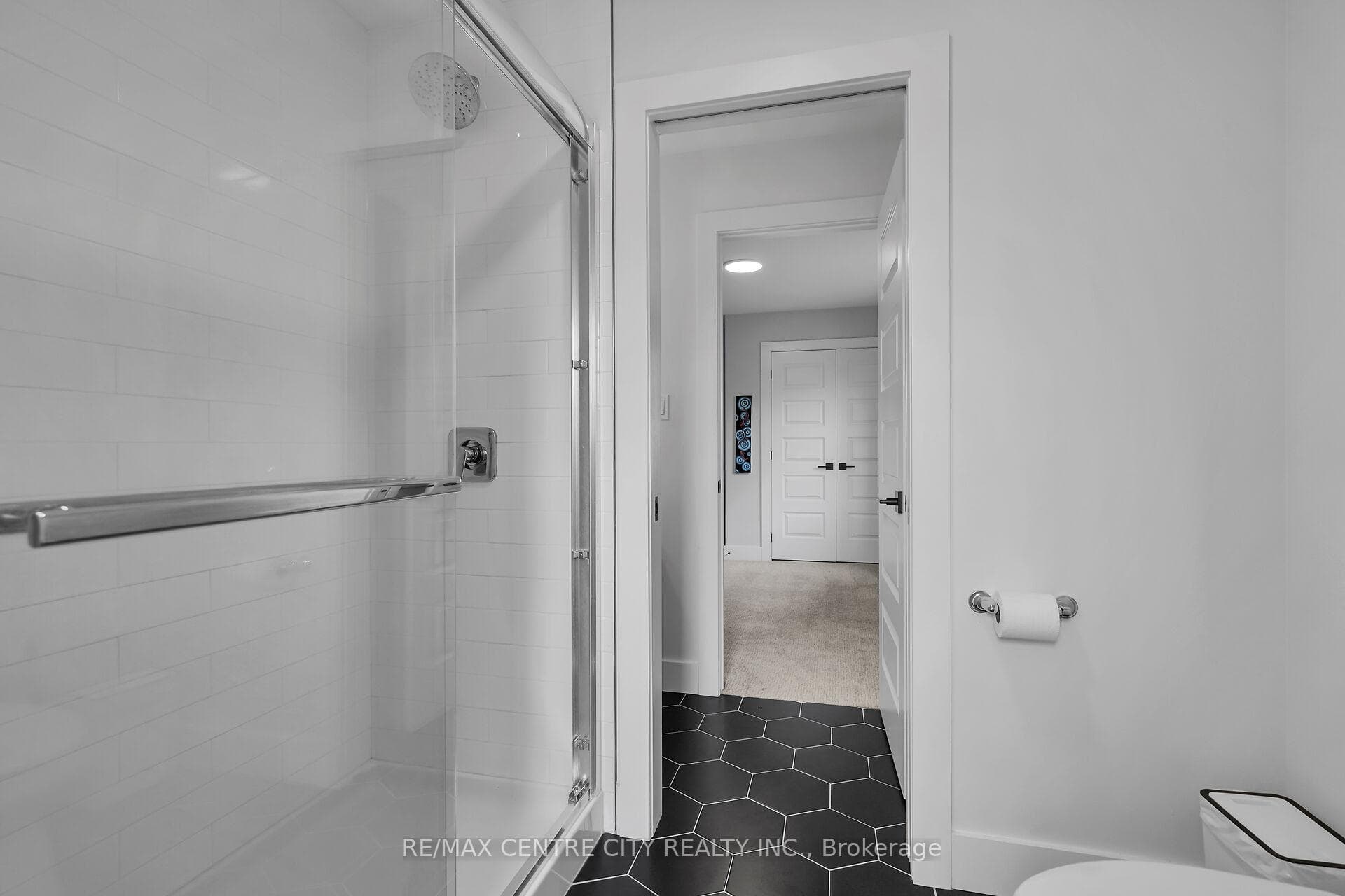 24 Locky Lane photo 27