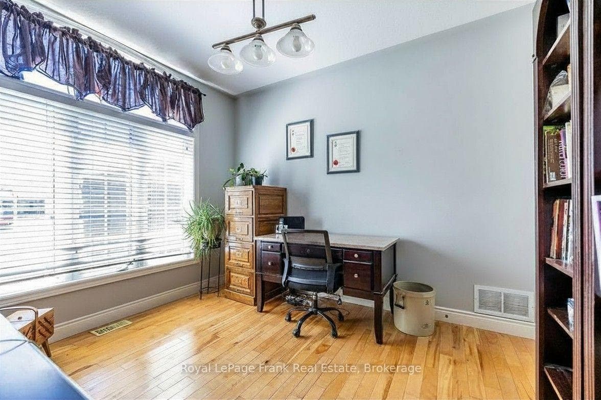 36 Lori Boulevard photo 33