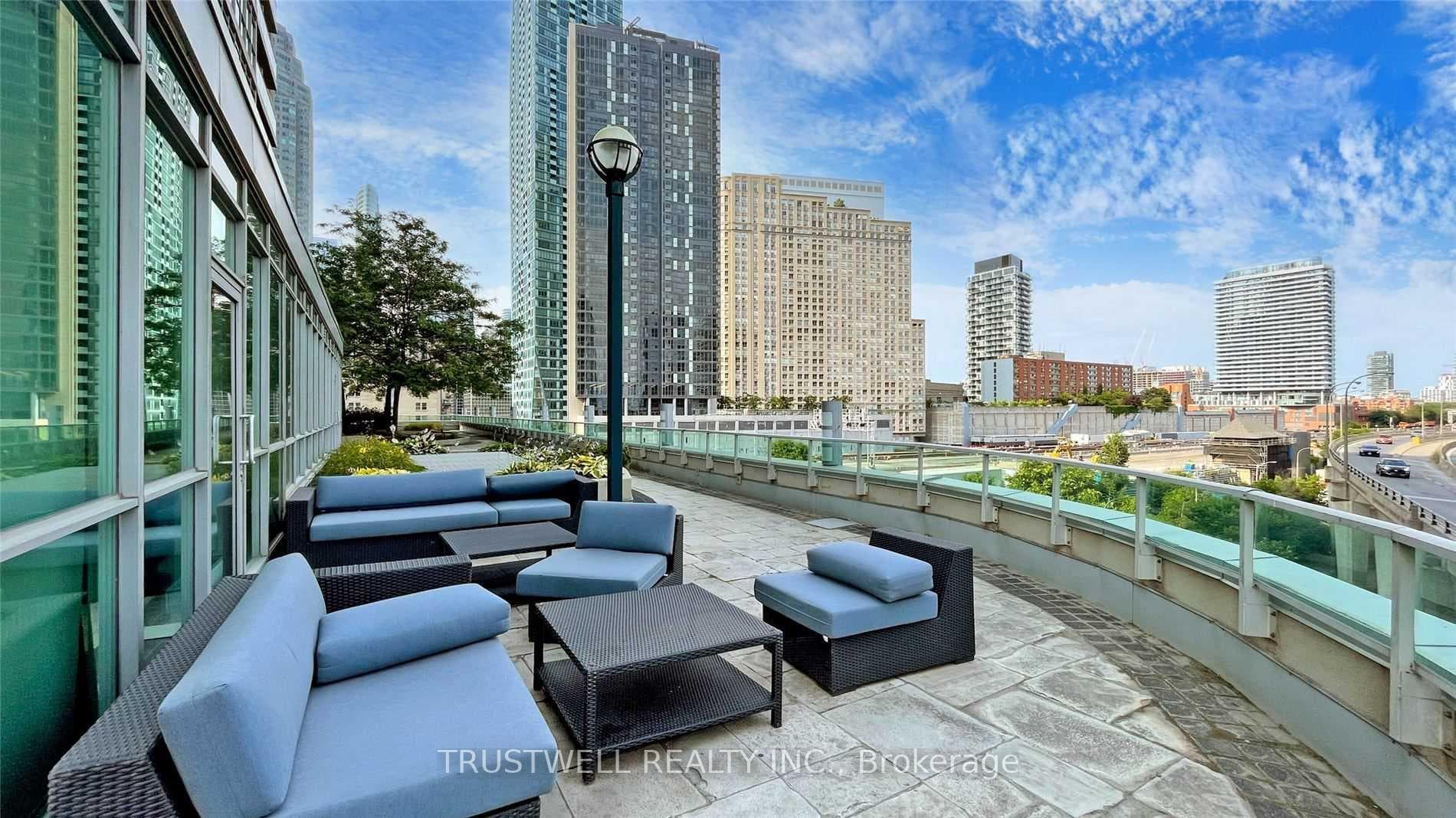 18 Yonge Street Unit 1309 photo 22