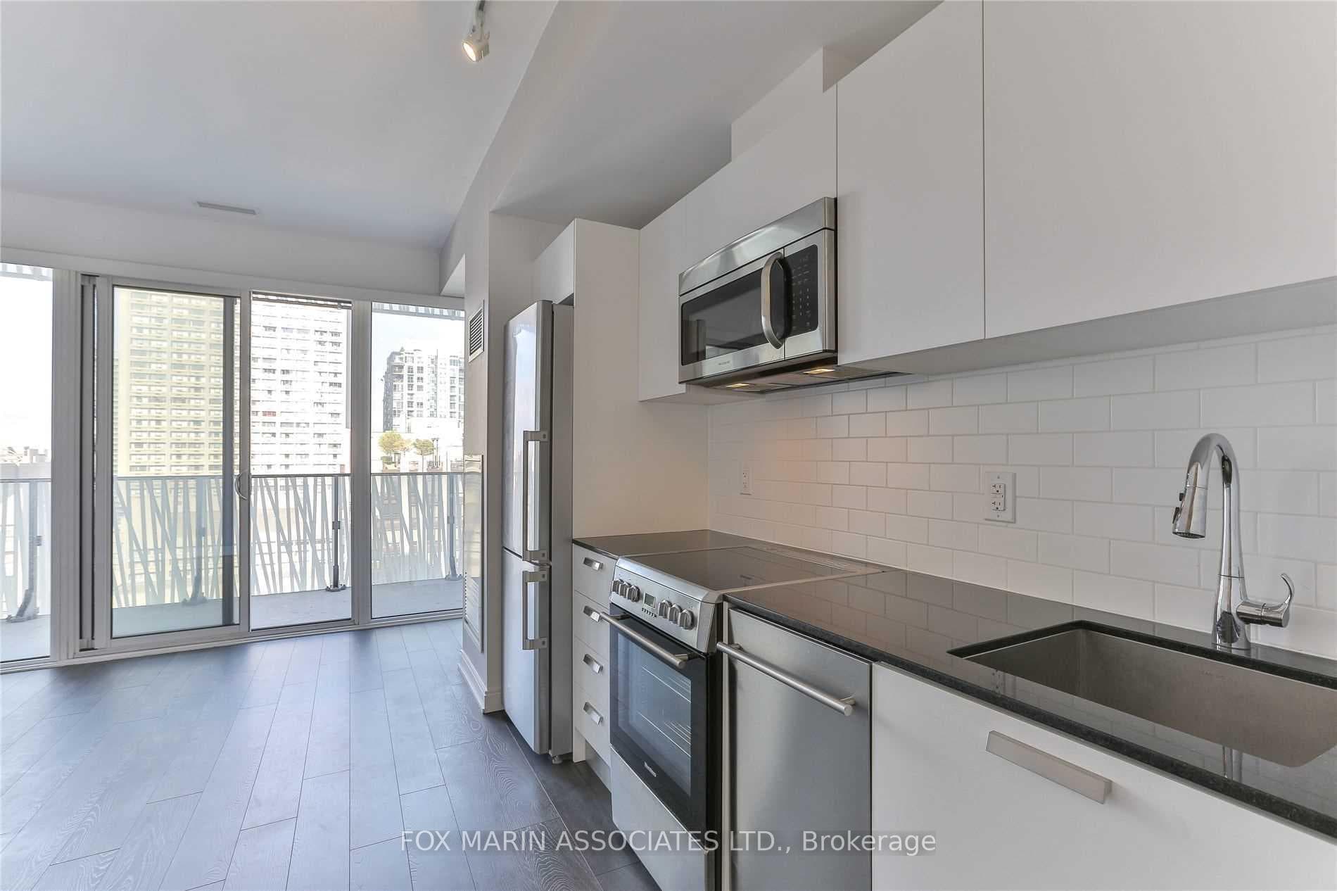 42 Charles Street Unit 2108 photo 5