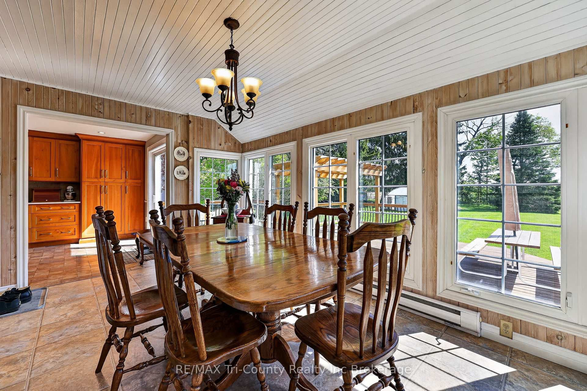 9088 Culloden Road photo 11
