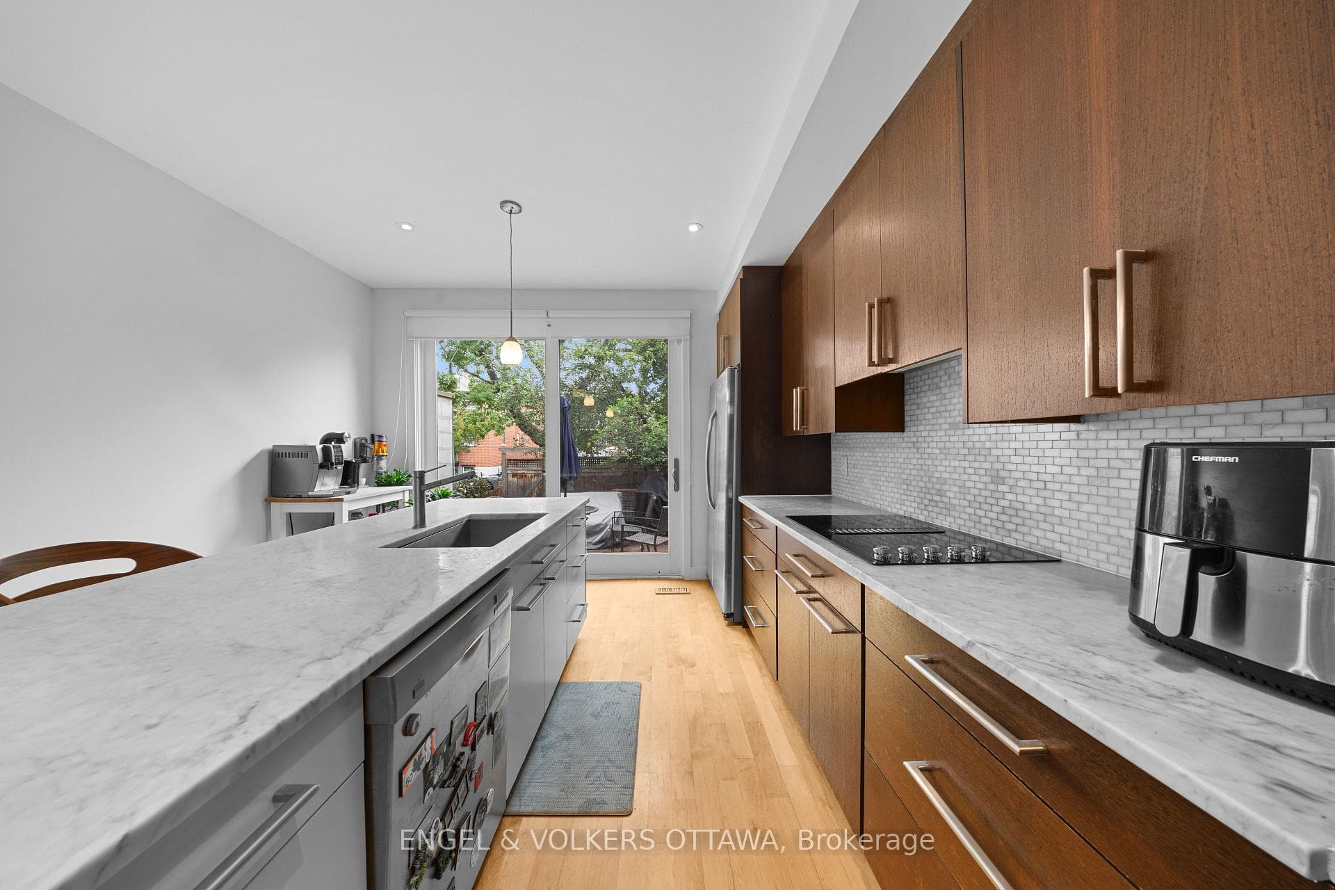 53 Vaughan Street photo 12