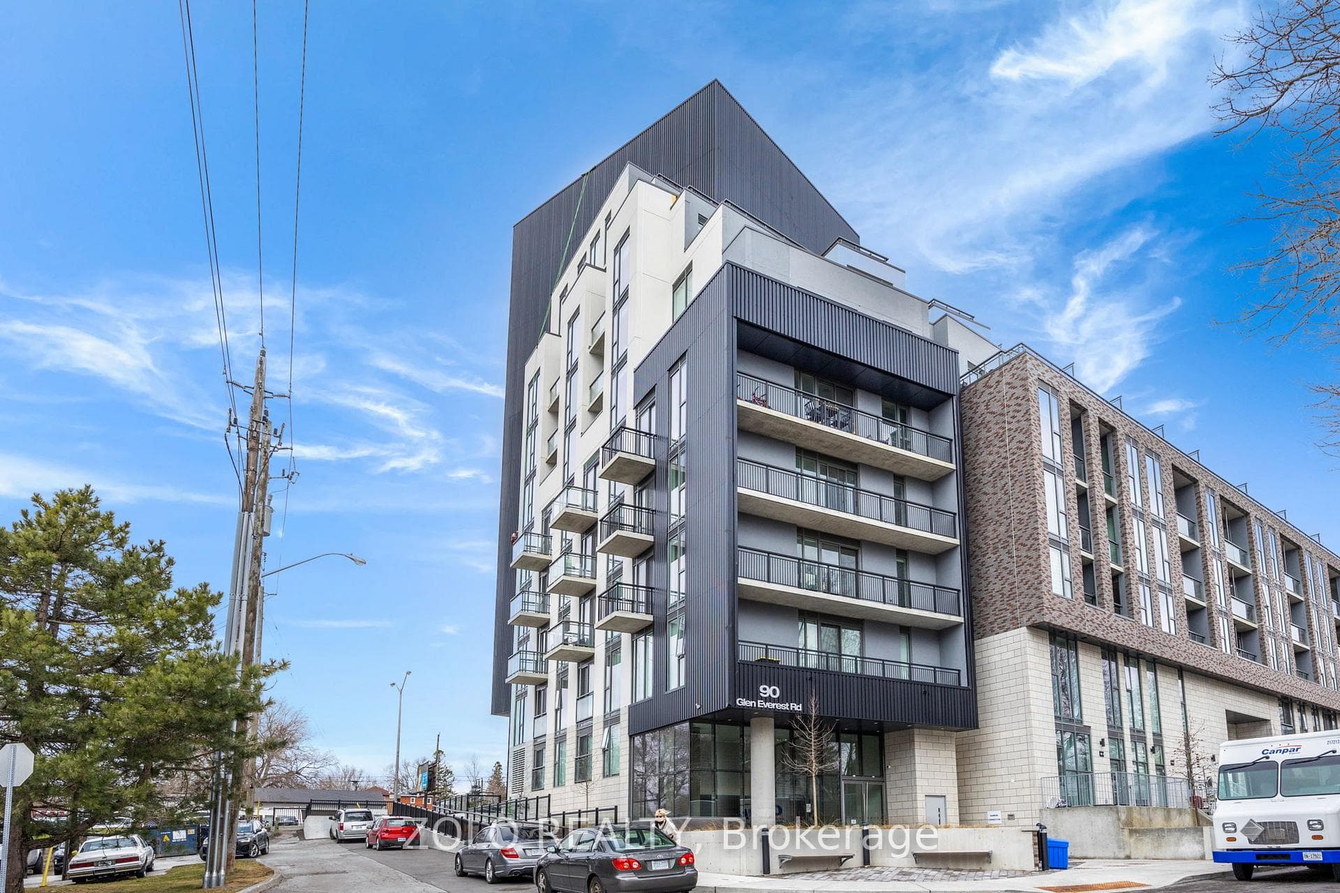 90 Glen Everest Road Unit 817 photo 2