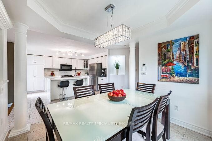 7389 Banffshire Court photo 14