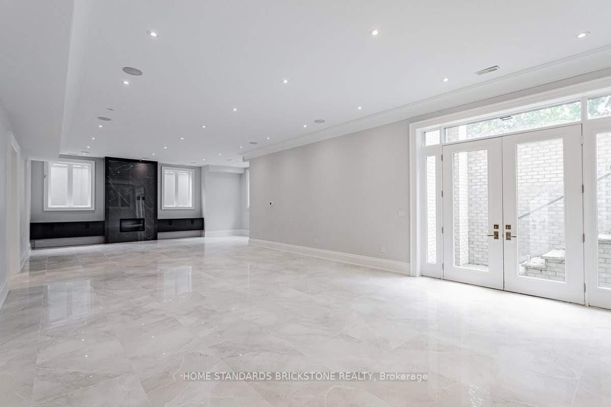 20 Berkindale Drive photo 32
