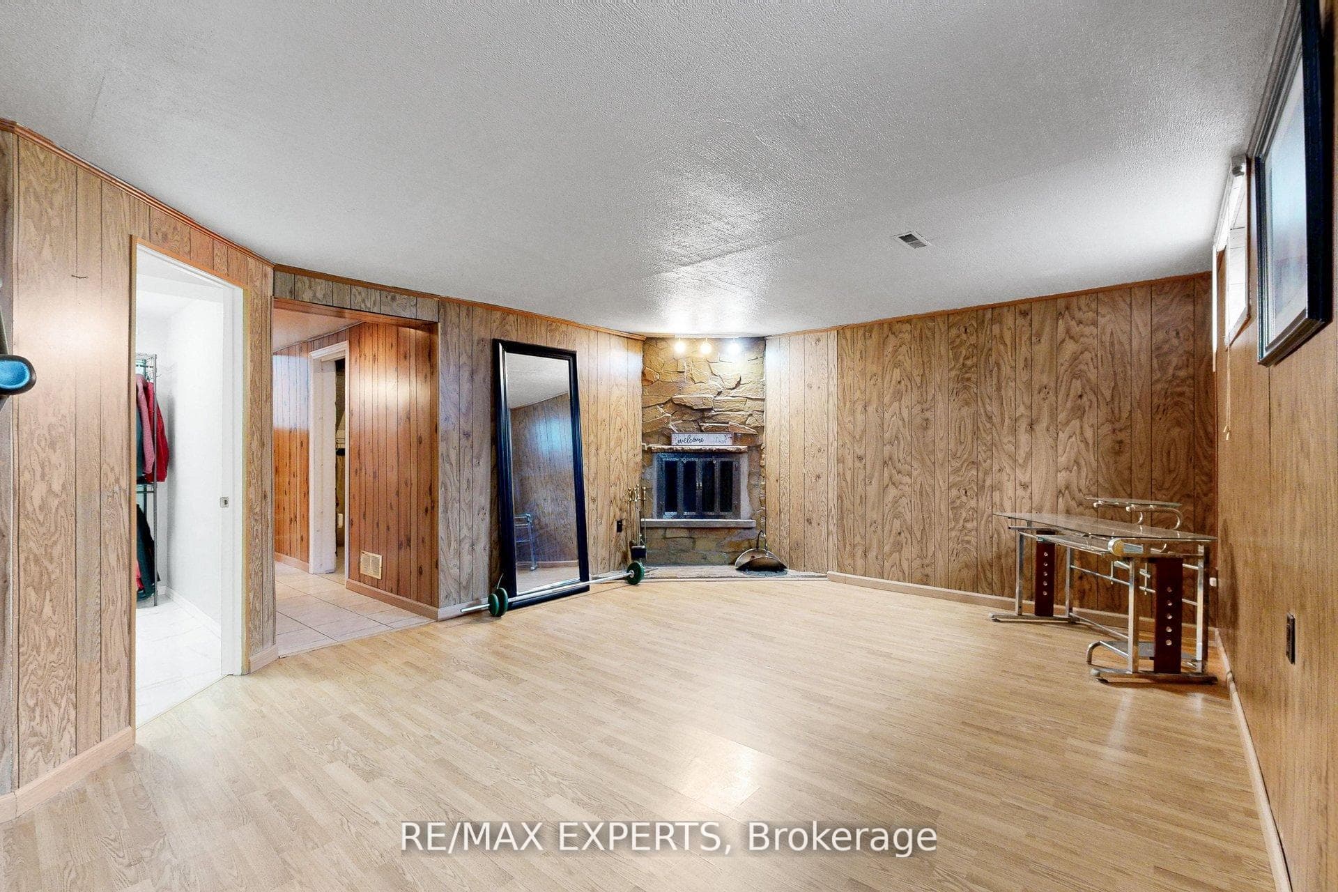 1149 Shadeland Drive photo 35