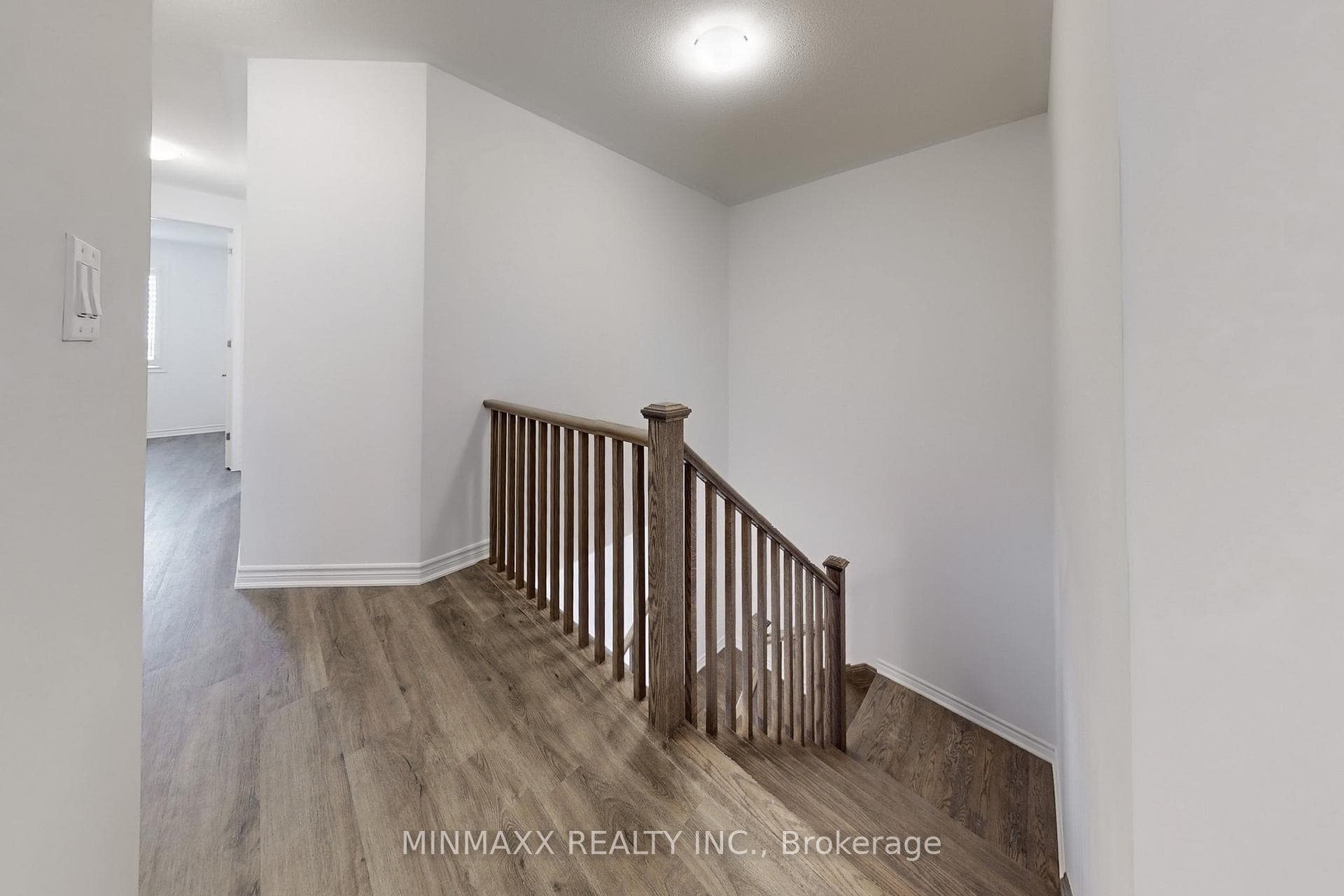 1219 STIRLING TODD Terrace photo 24