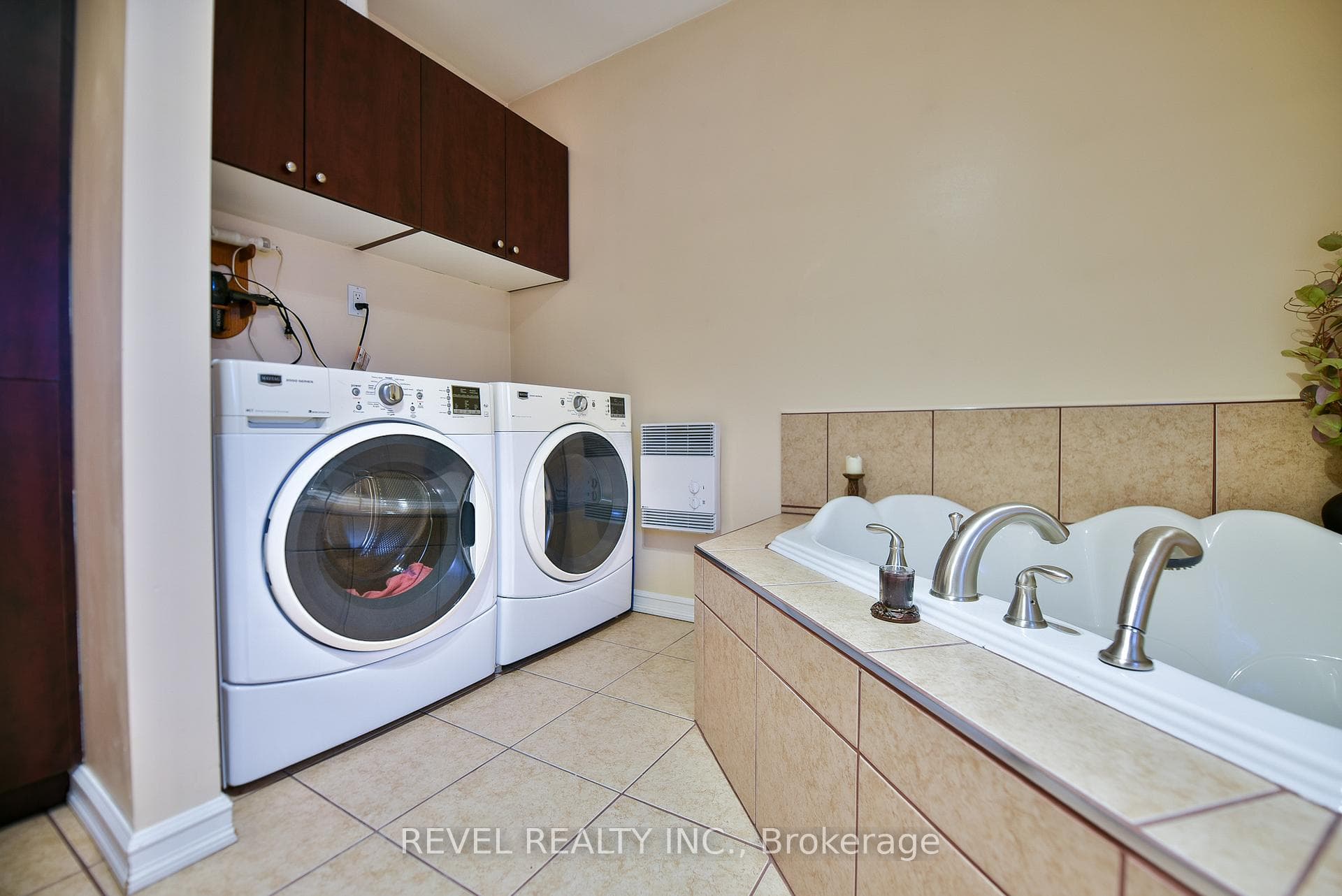 Convenient main floor laundry