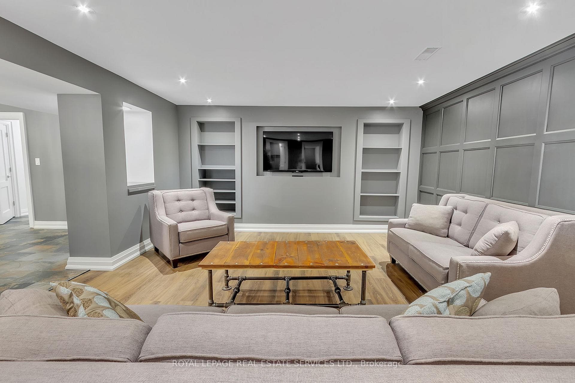488 Grand Boulevard photo 25