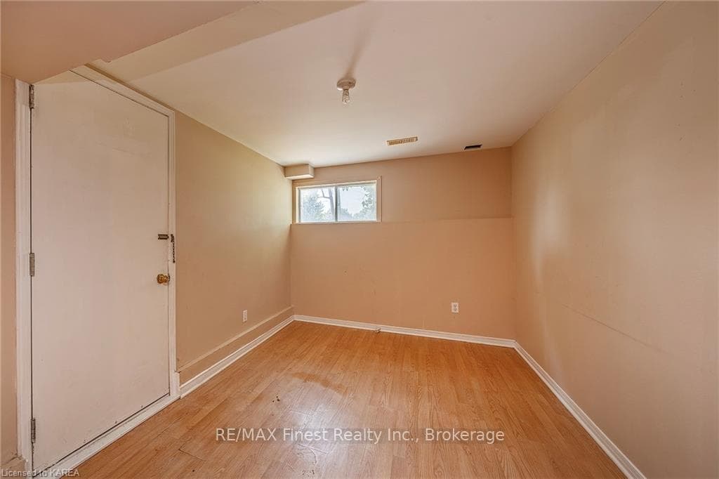 1172 ACADIA Drive photo 25