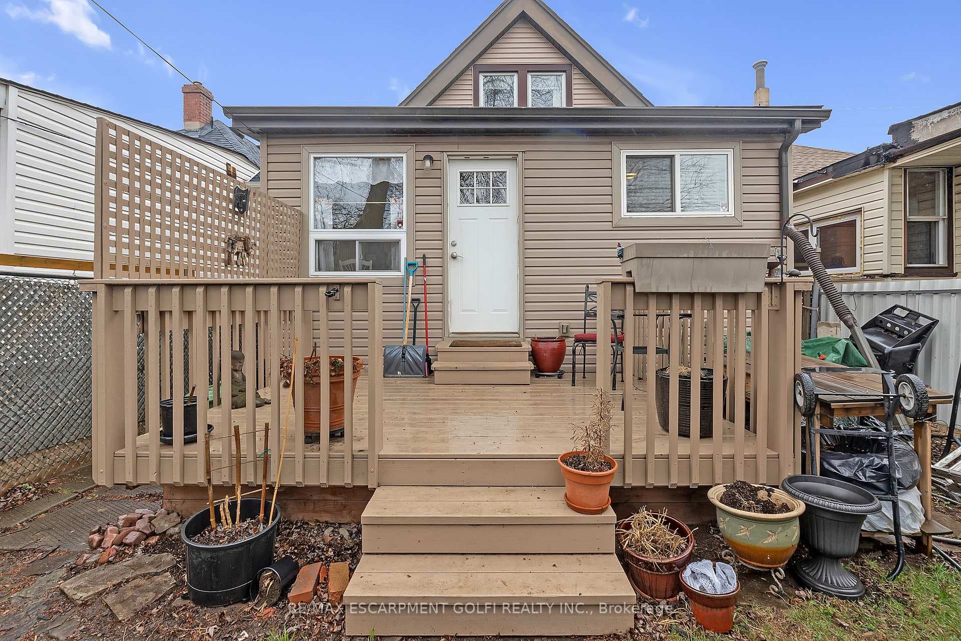 92 Newlands Avenue photo 34