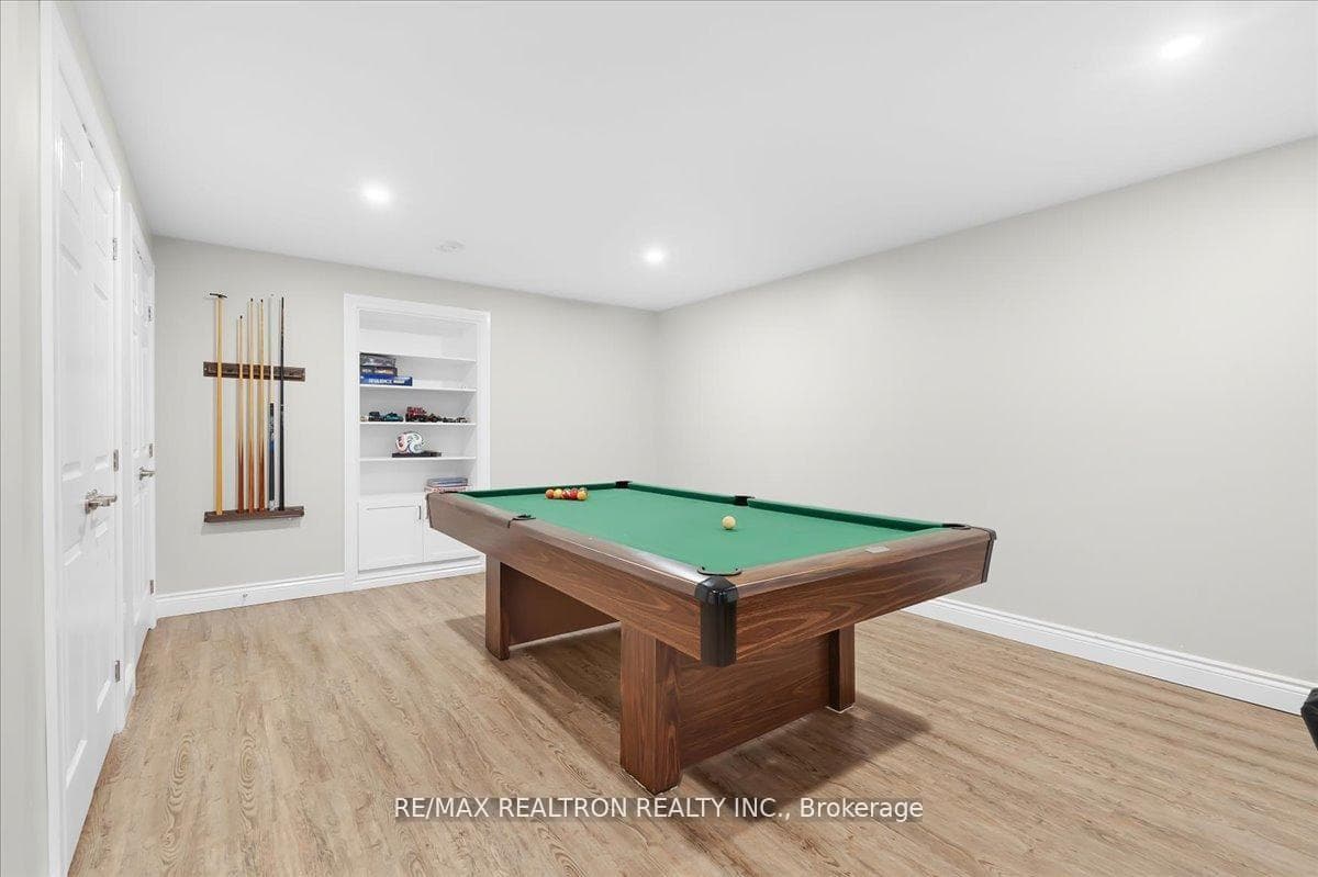 177 MARTIN Drive photo 21