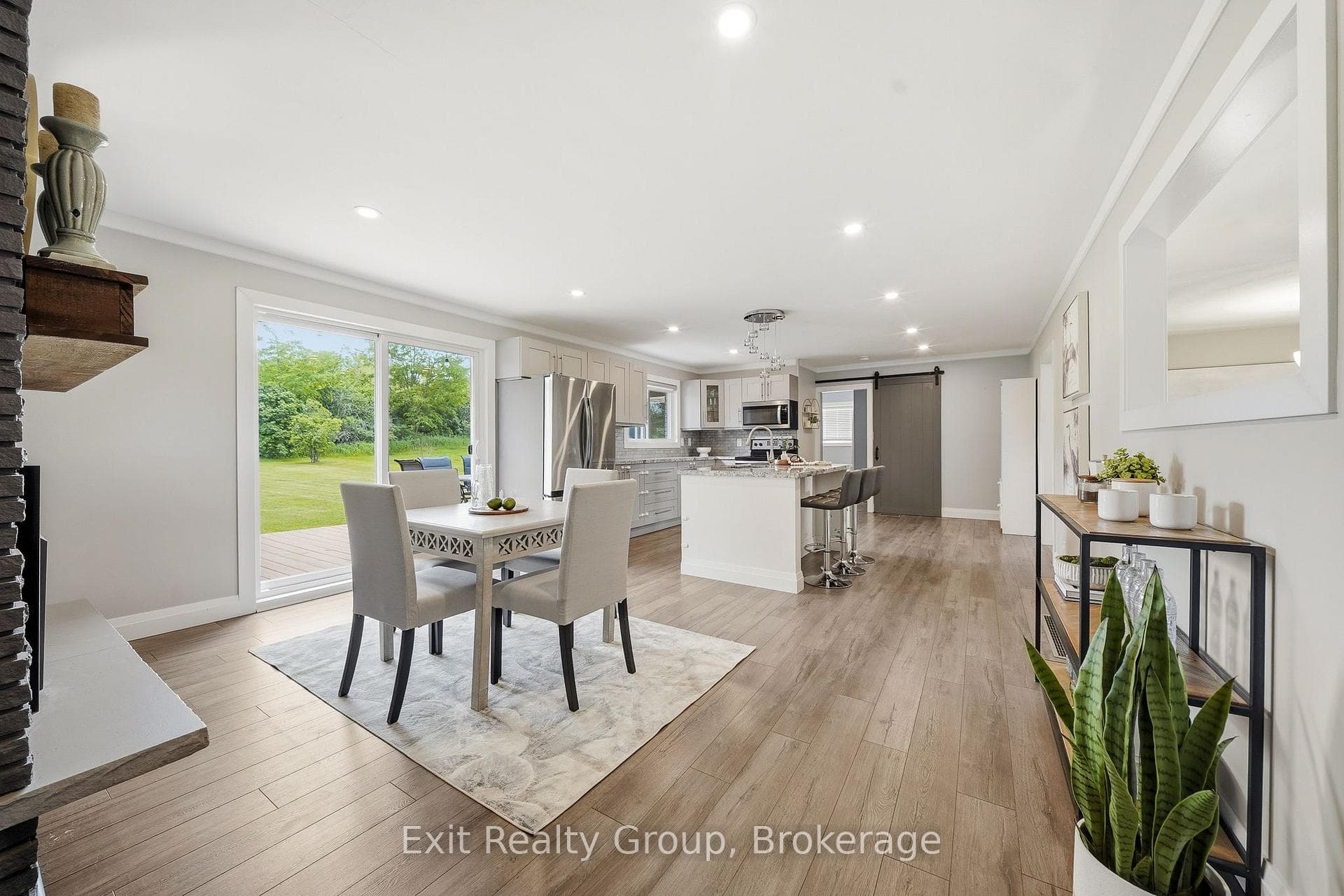 710 Harmony Road photo 18