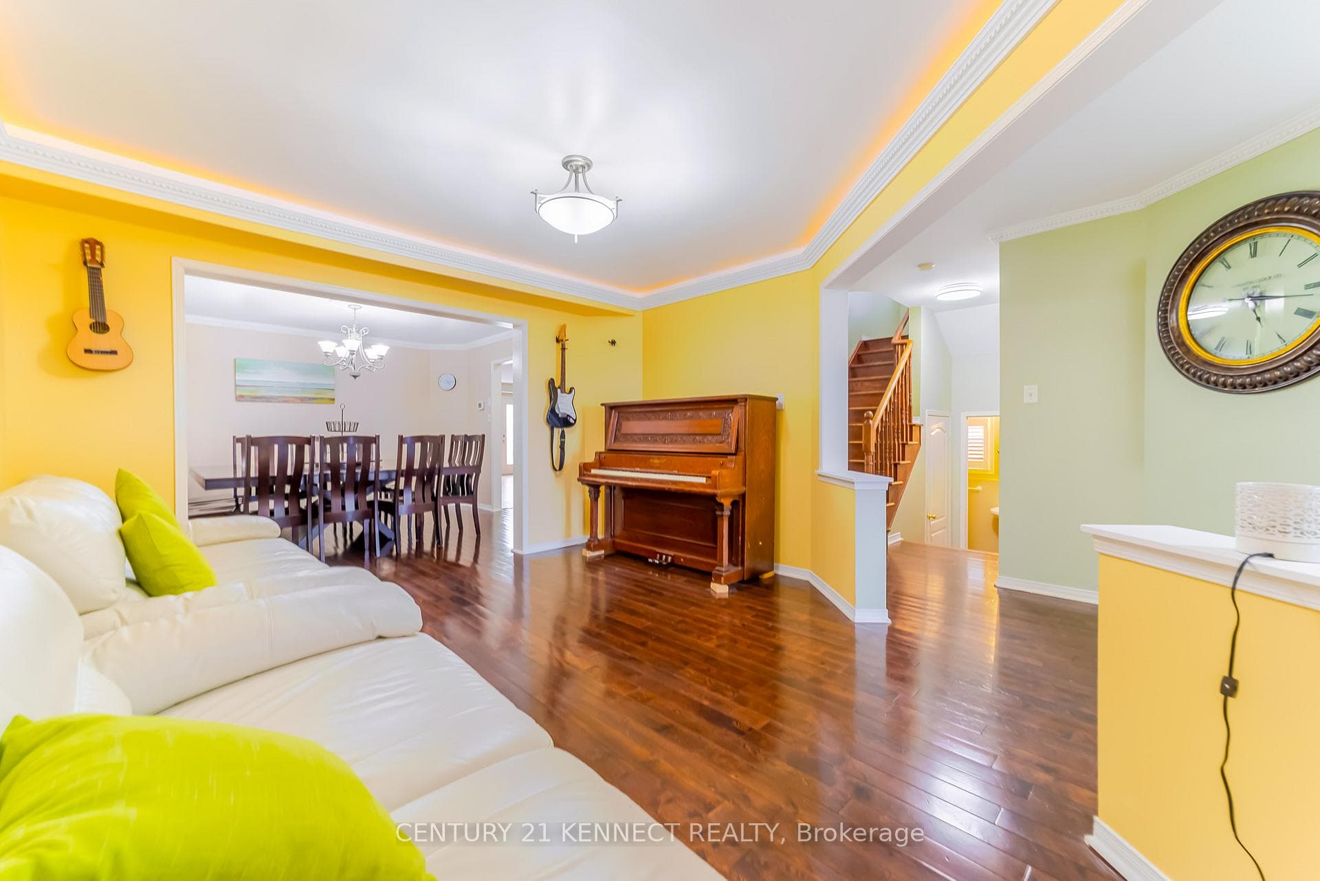 1566 Aldergrove Drive photo 10