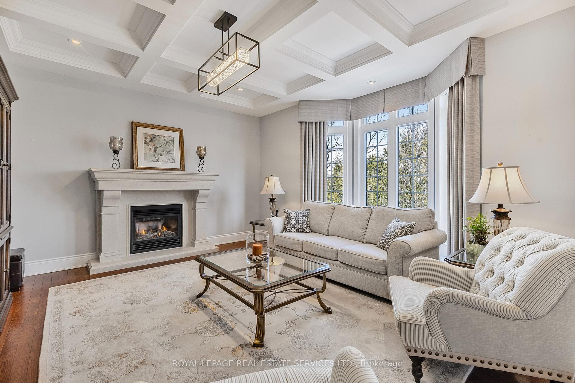 Family Rm w/Coffered Ceiling & Upgraded Fireplace