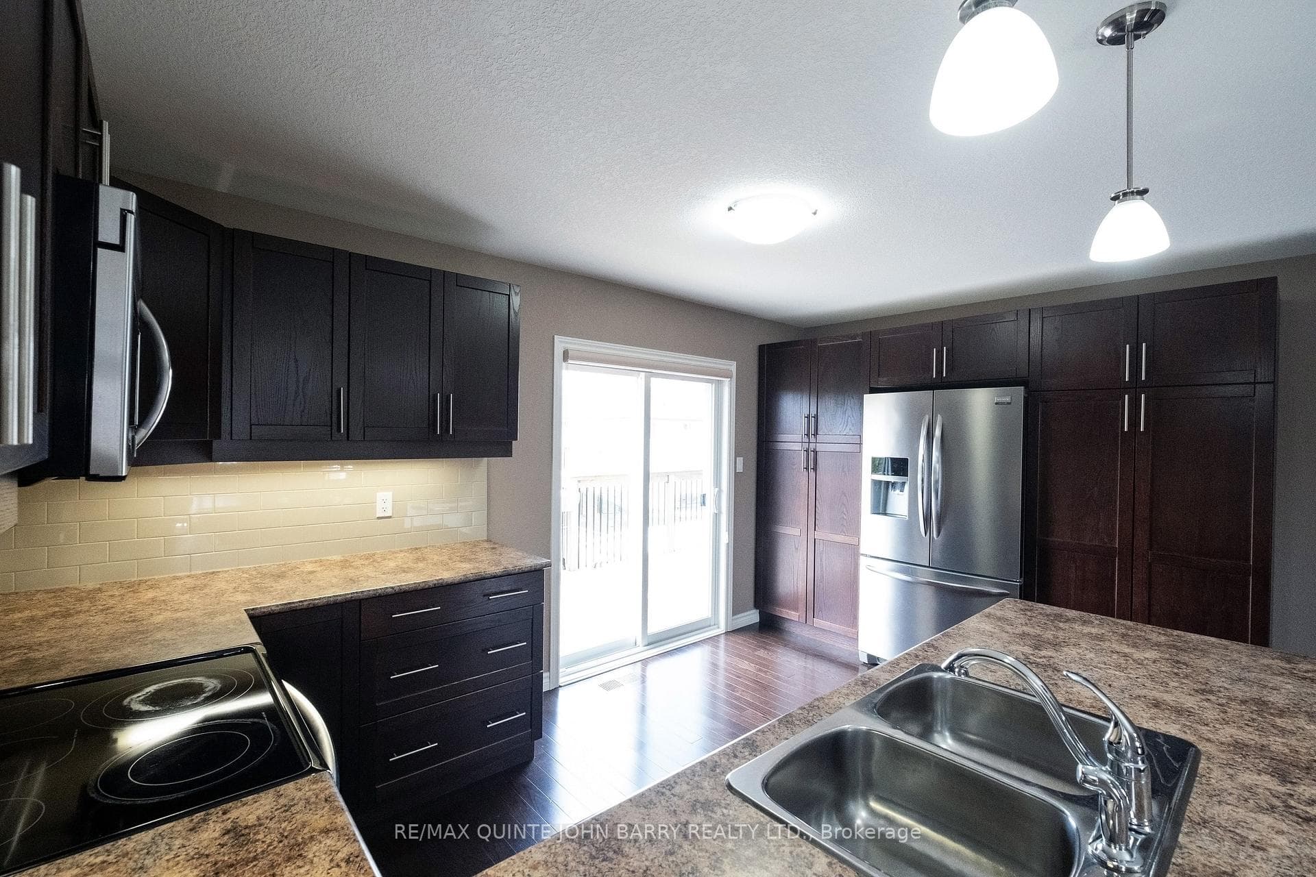 110 Greenhill Lane photo 12