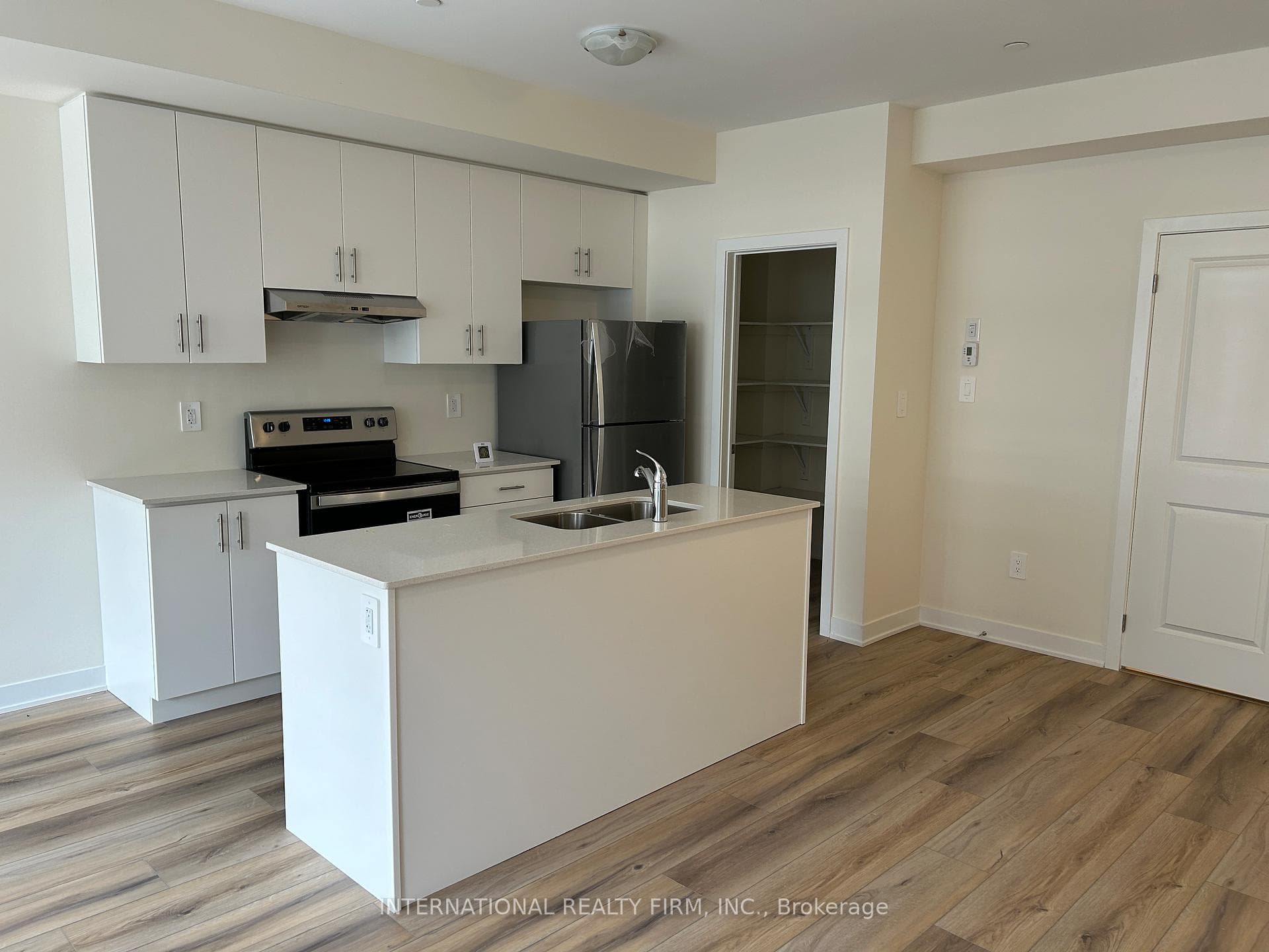 755 Omega Drive Unit 208 photo 14