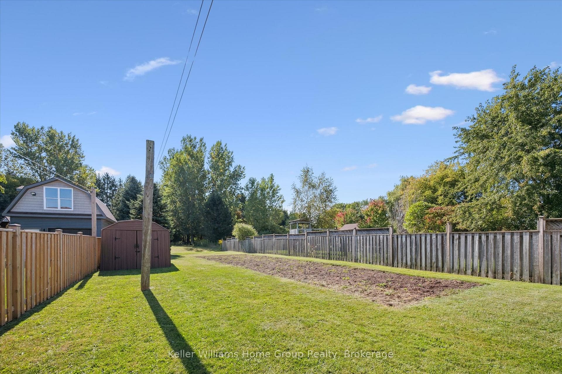 230 Gordon Street photo 38