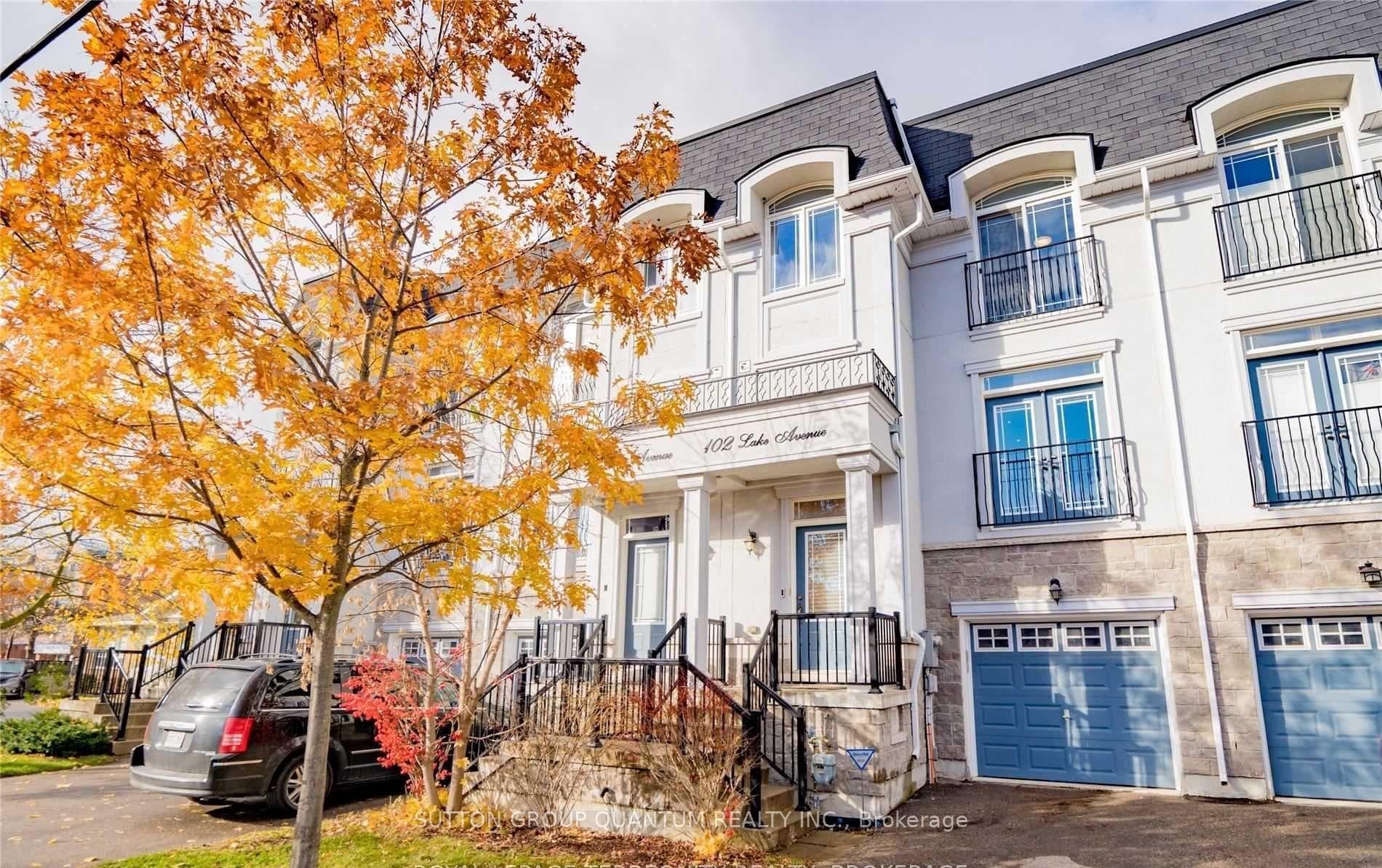 102 Lake Avenue photo 2