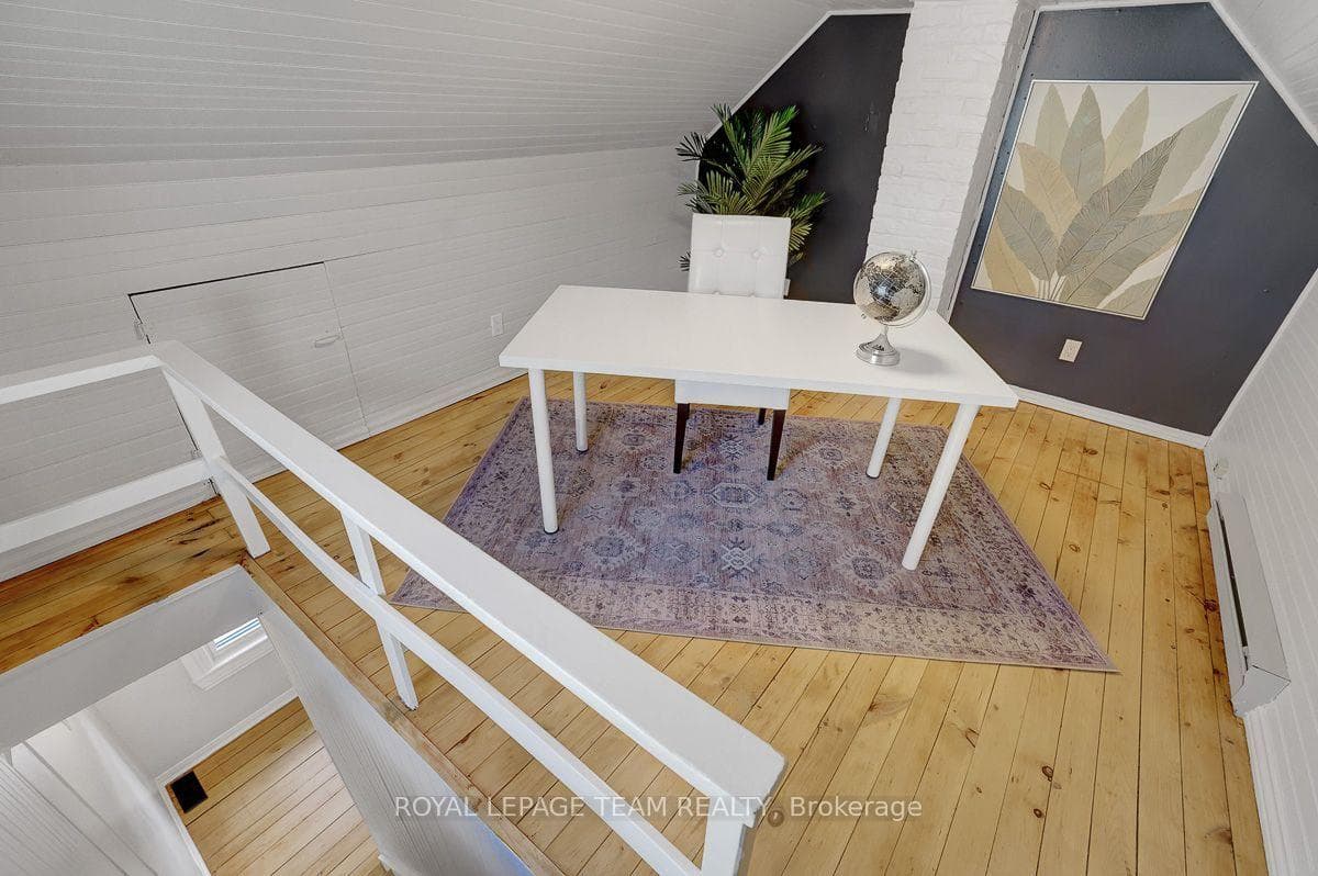 Loft on the 3rd level.
