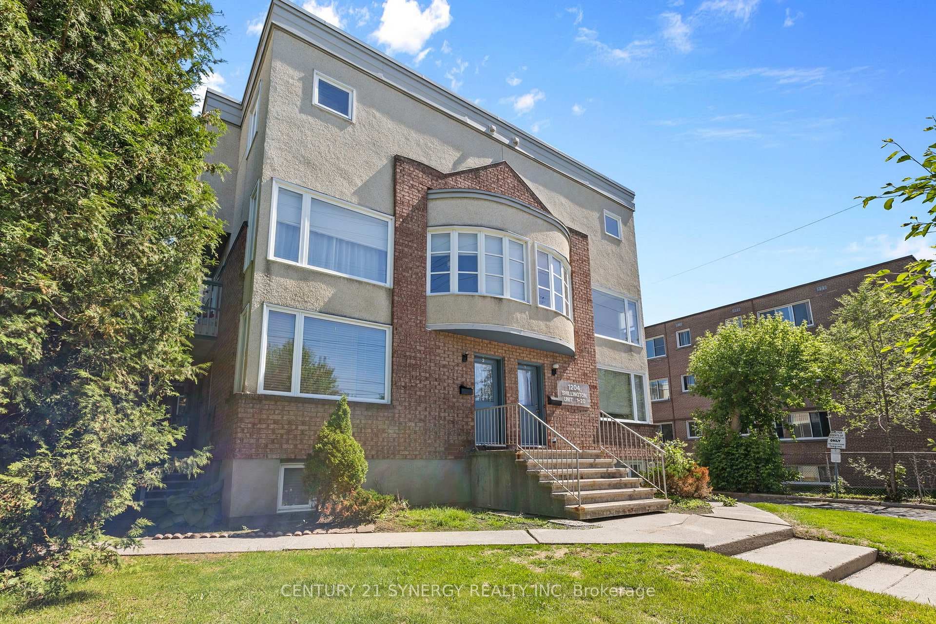 1204 Shillington Avenue Unit 8 photo 1