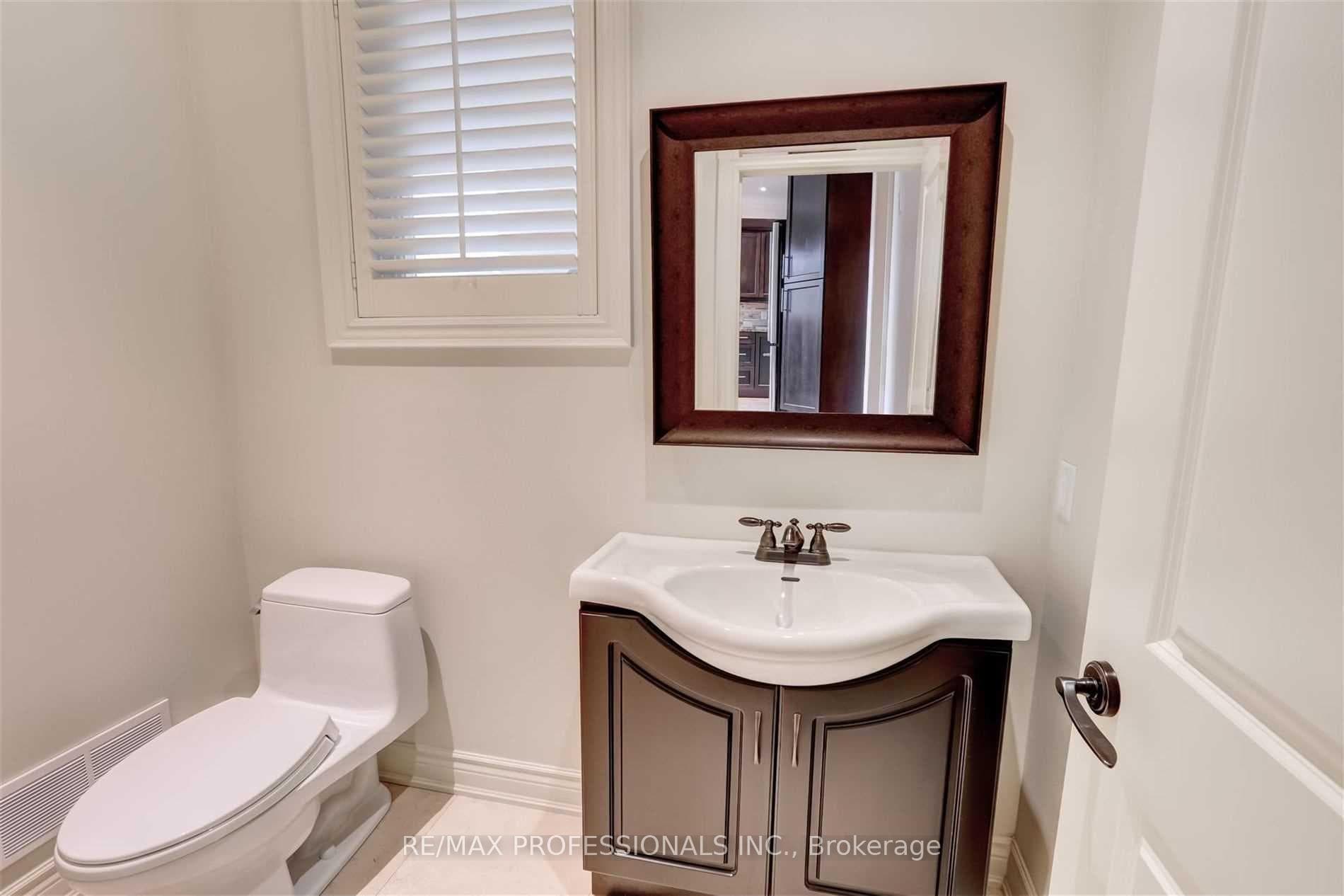 330 Dalesford Road photo 17
