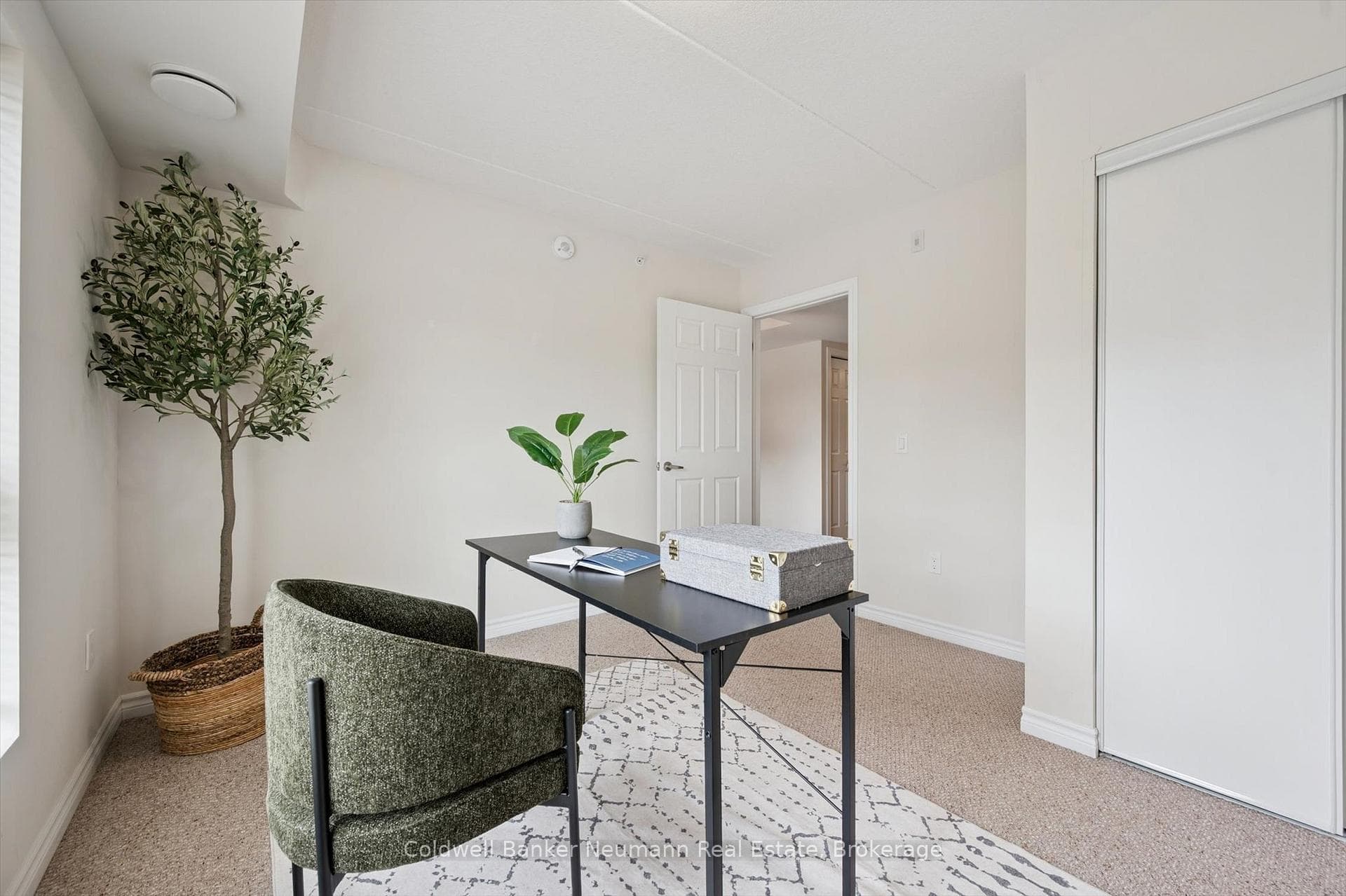 7 Kay Crescent Unit 212 photo 15
