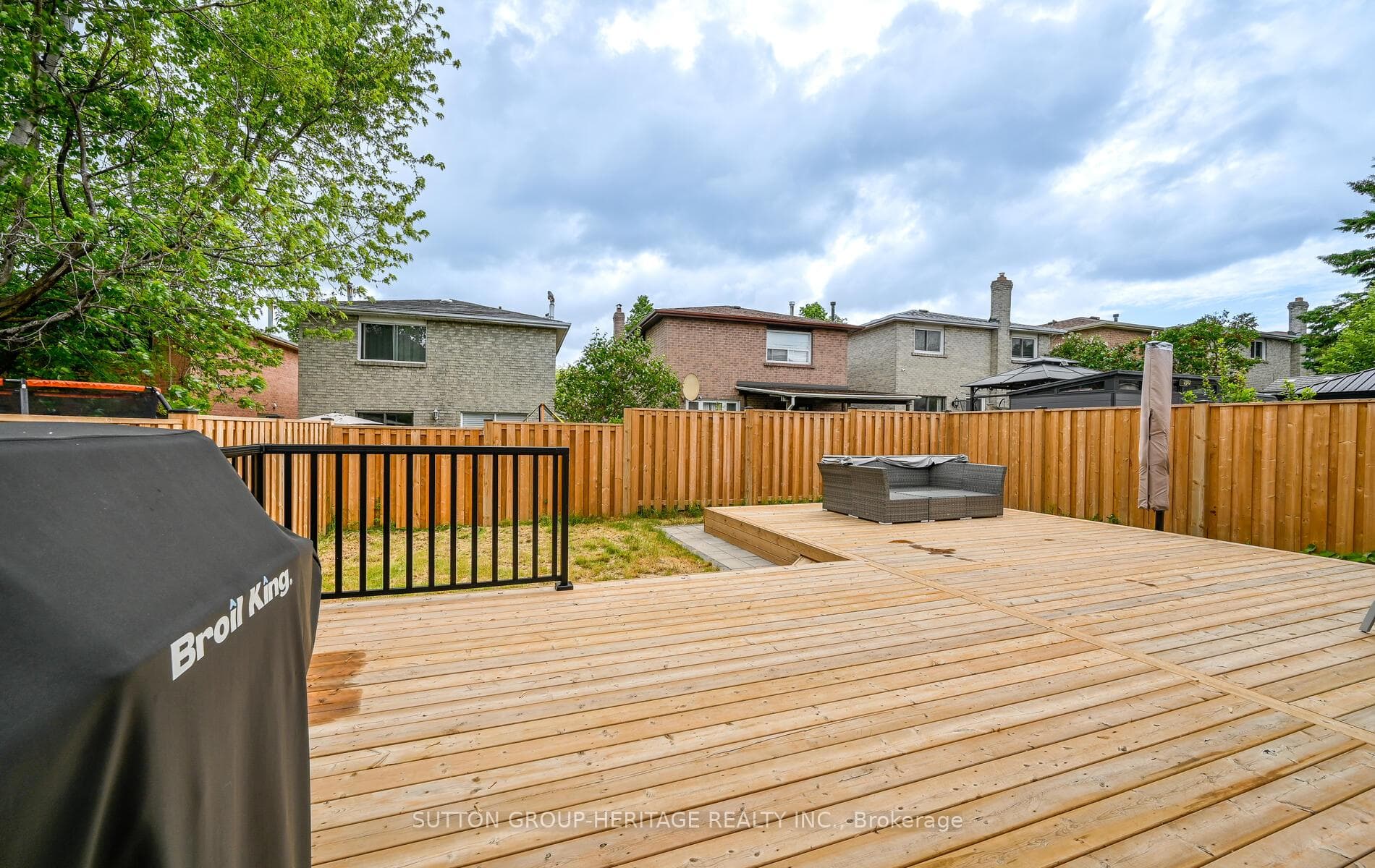 45 Ritchie Avenue photo 34