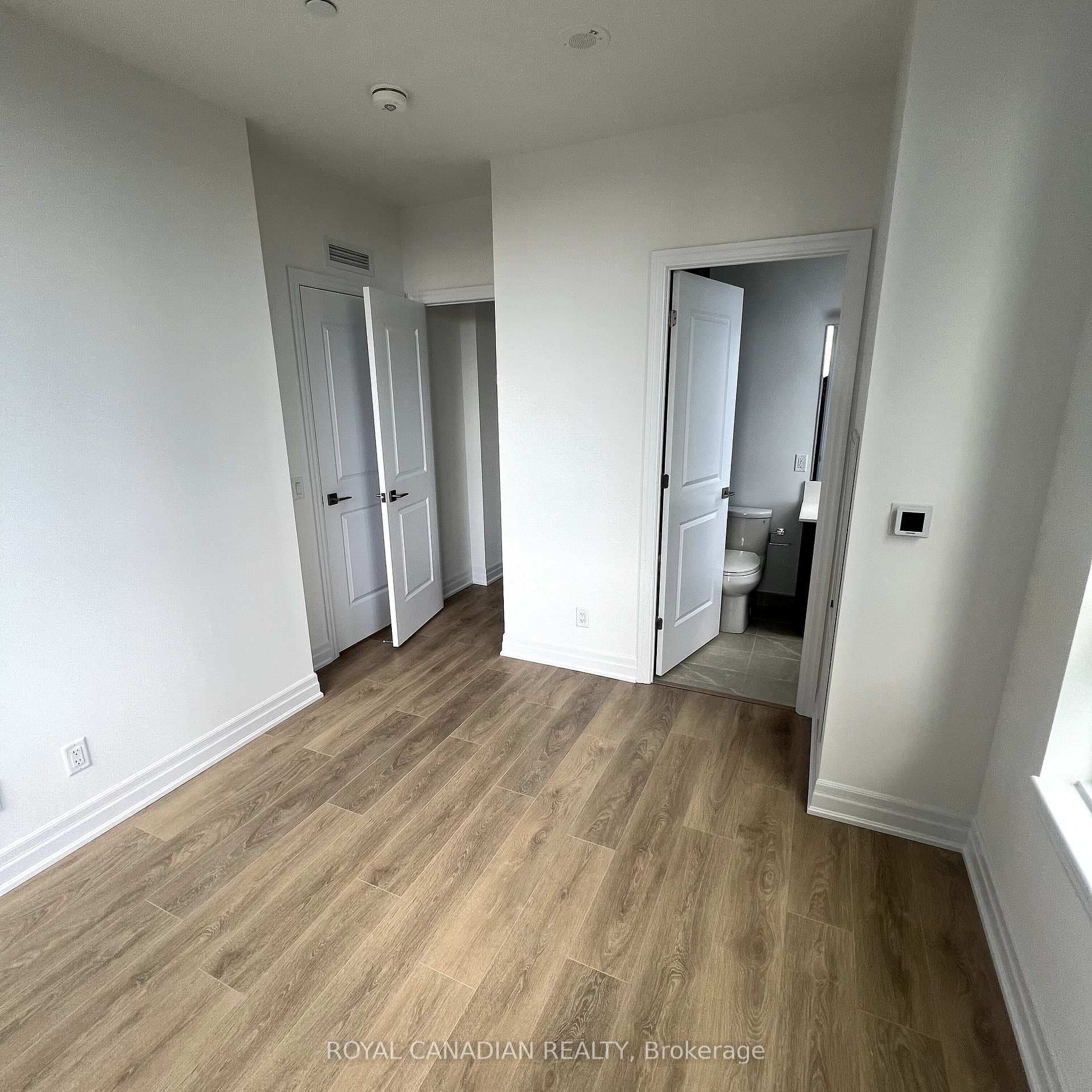 30 Elm Drive Unit 1008 photo 12