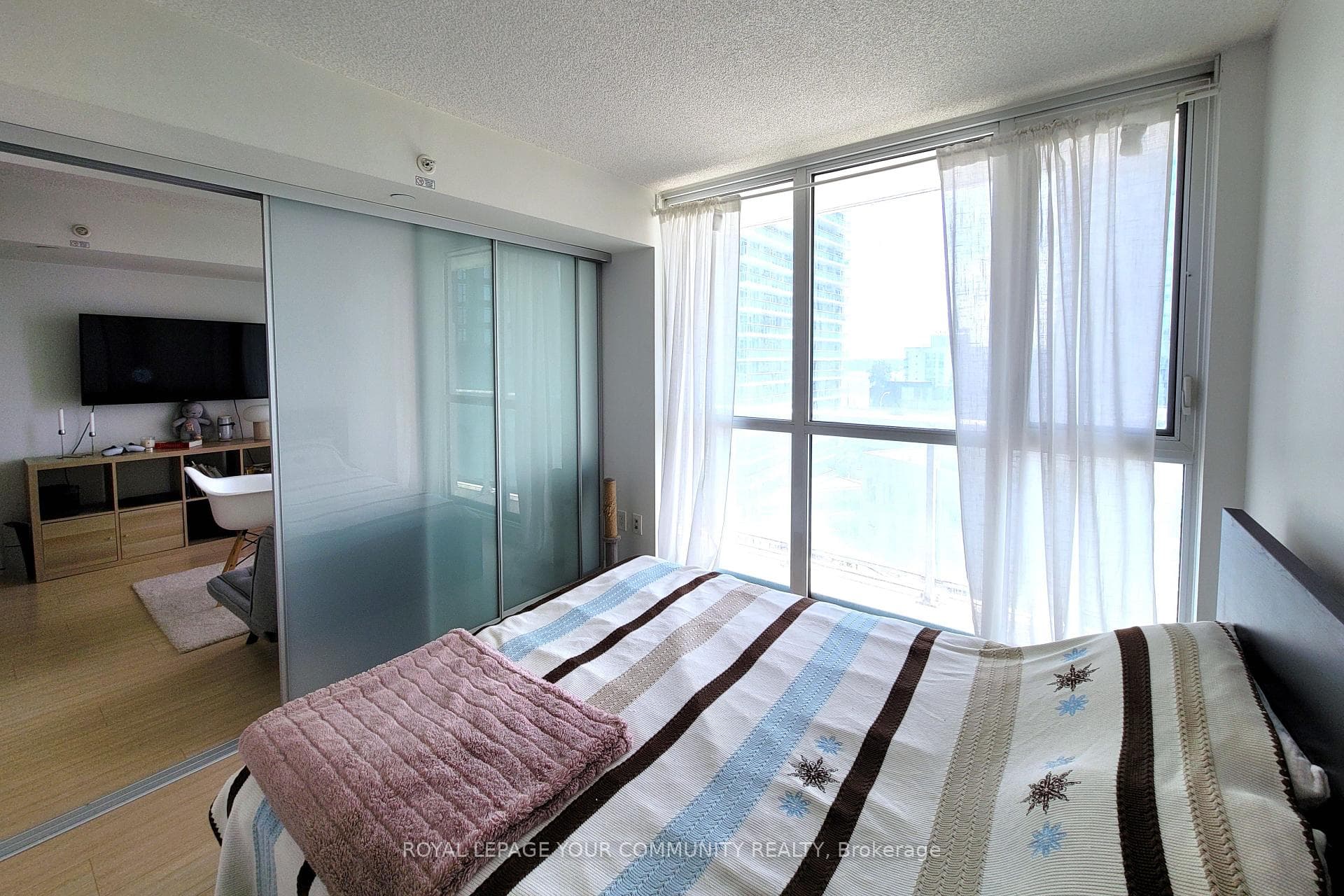 85 Queens Wharf Road Unit 902 photo 9