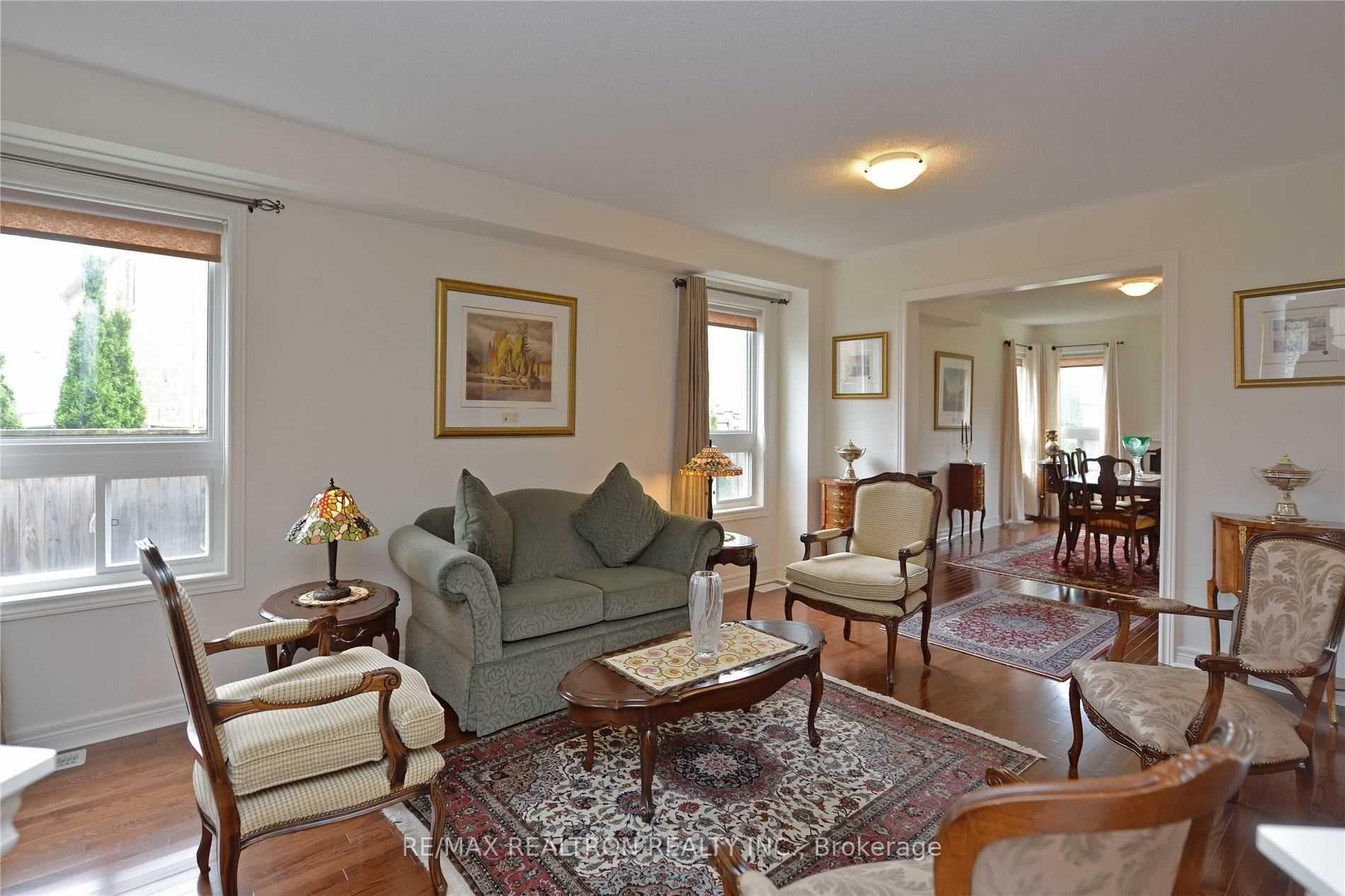 1684 Gower Drive photo 4