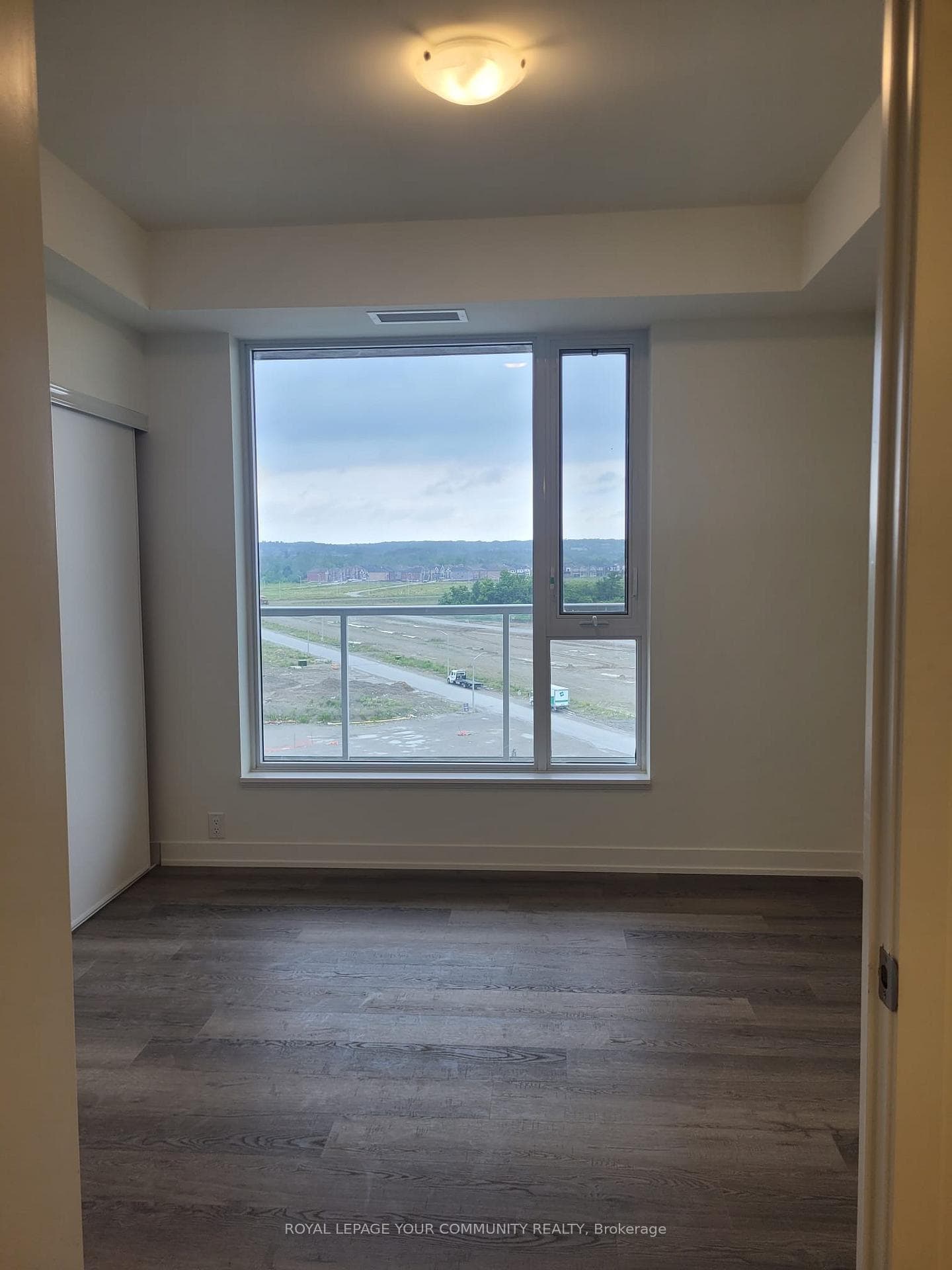 2 David Eyer Road Unit 827 photo 7
